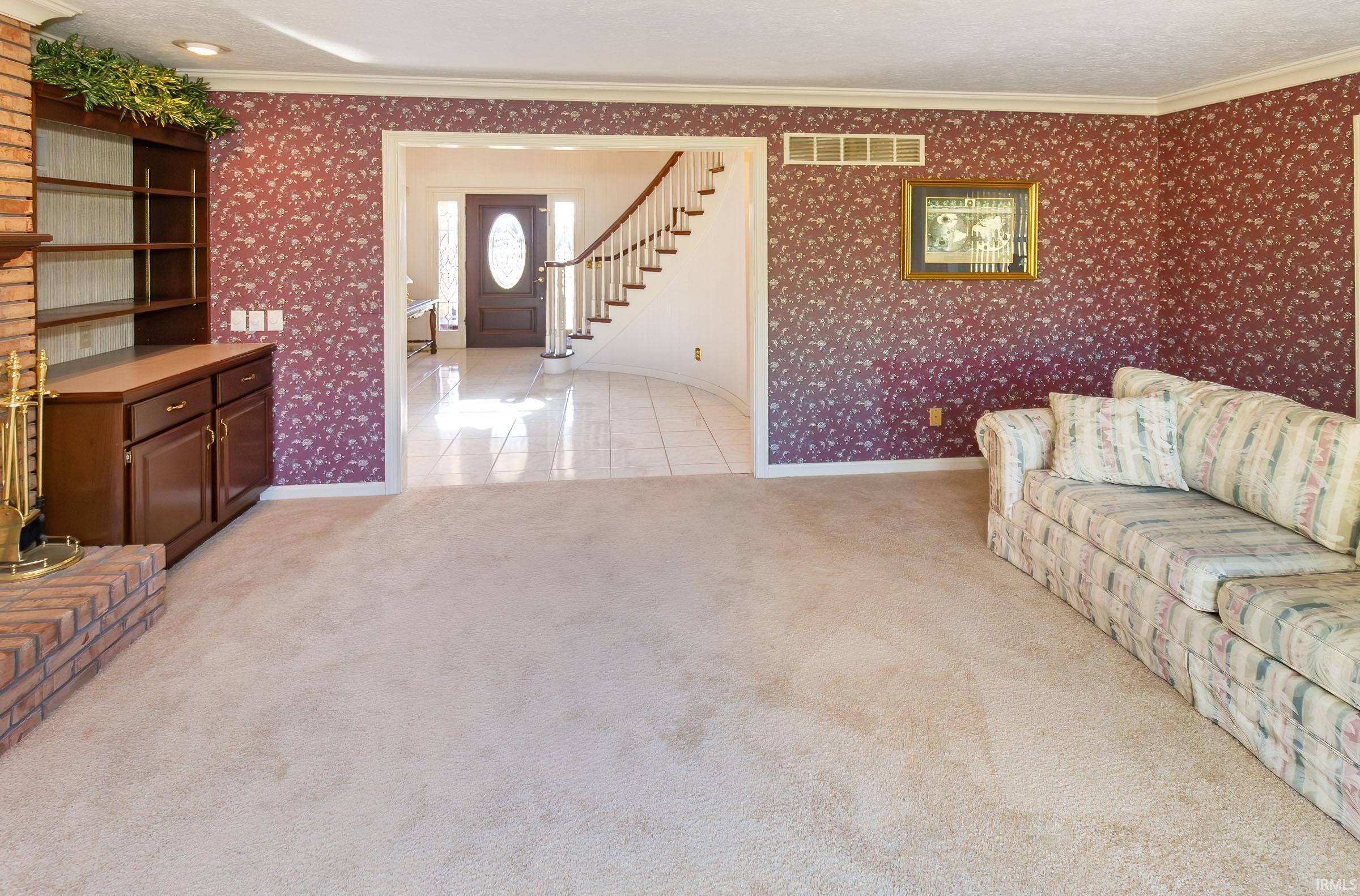 Photo 4 of Sale Pending at 7737 Chapel Hl Dr, Evansville, IN 47712 | MLS# 202641598 | Listing updated on 2026-10-07