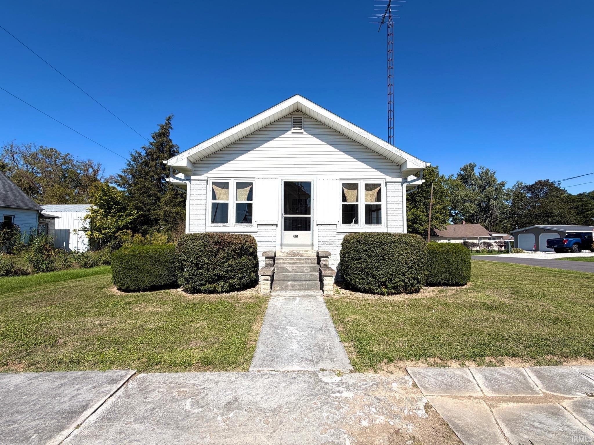 Photo 2 of Manufactured home for sale at 401 17th Street, Bedford, IN 47421 | MLS# 202641603 | Listing updated on 2026-10-07