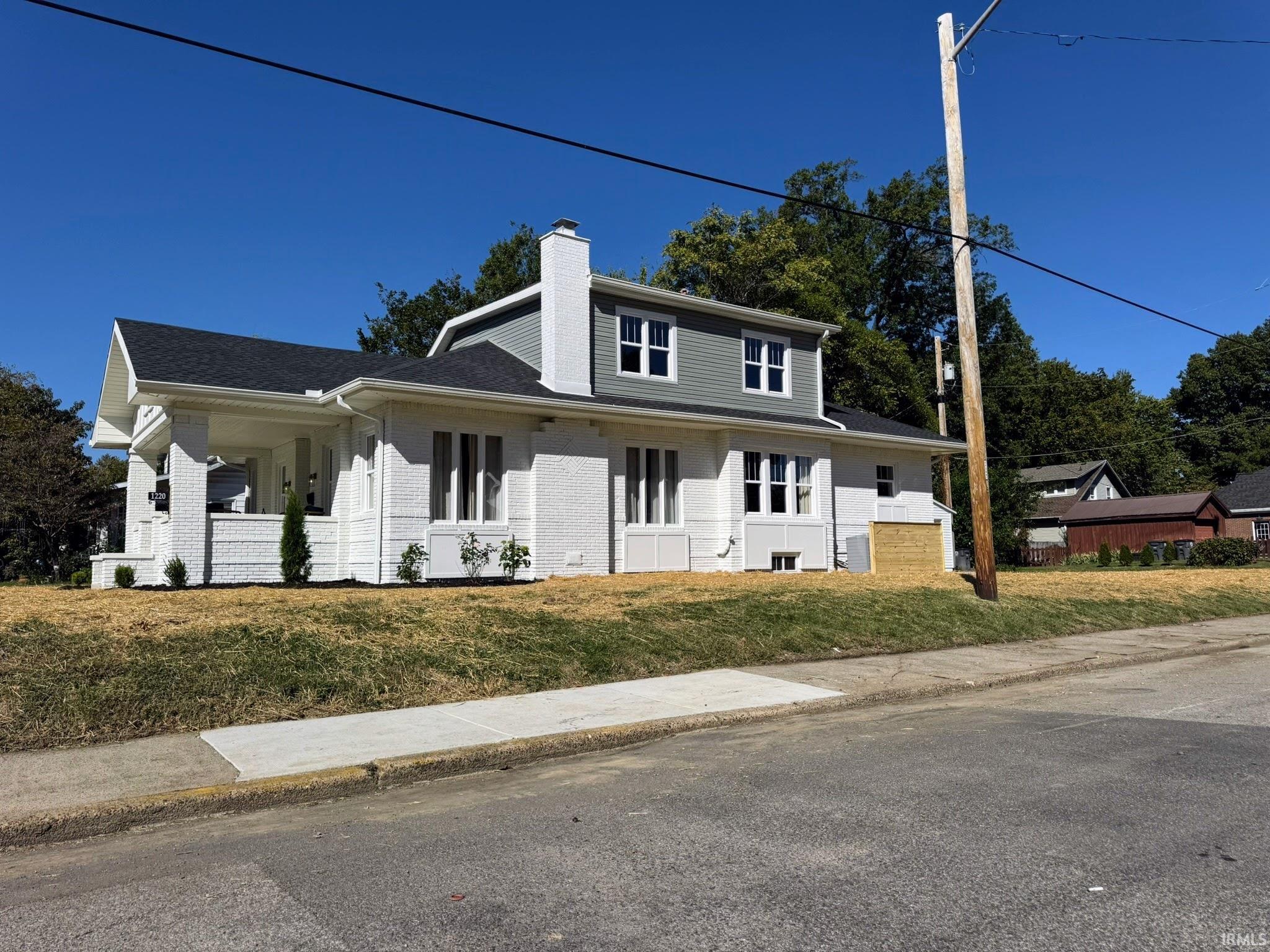 Photo 3 of Manufactured home for sale at 1220 Bayard Park Dr, Evansville, IN 47714 | MLS# 202641622 | Listing updated on 2026-10-07