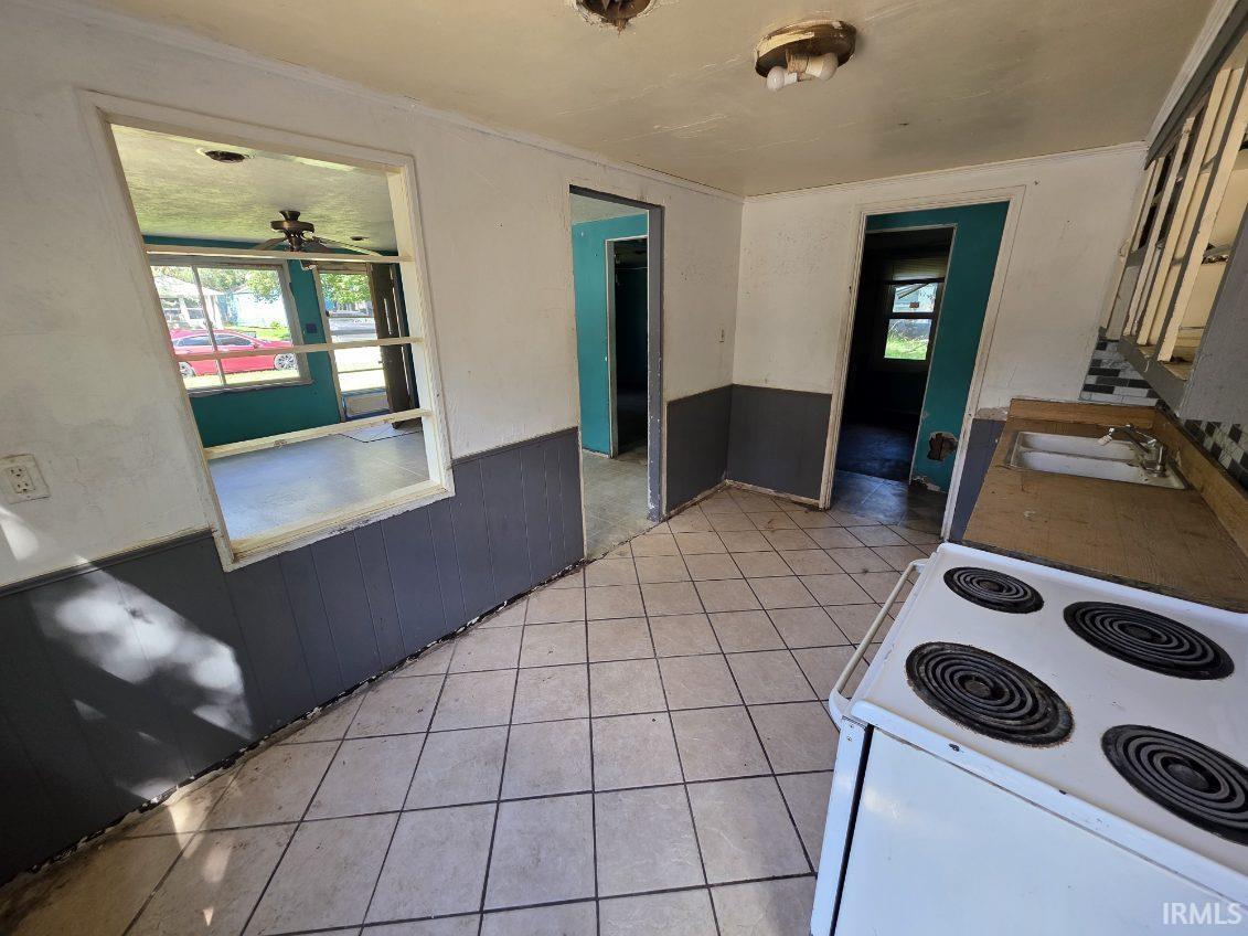 Photo 3 of Manufactured home for sale at 822 Roosevelt St, South Bend, IN 46616 | MLS# 202641626 | Listing updated on 2026-10-07