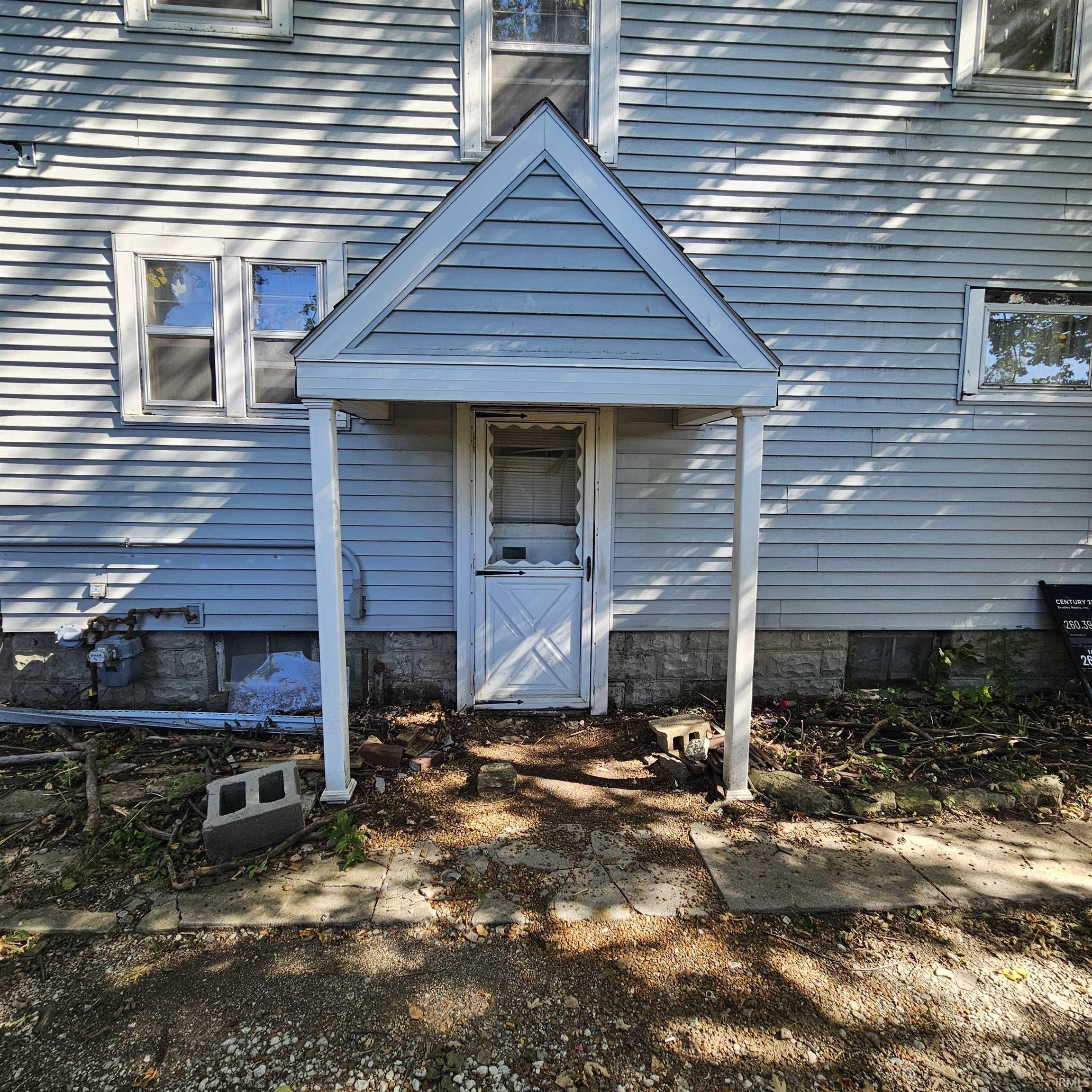 Photo 3 of Manufactured home for sale at 3102 Mcarthur Dr, Fort Wayne, IN 46809 | MLS# 202641642 | Listing updated on 2026-10-08