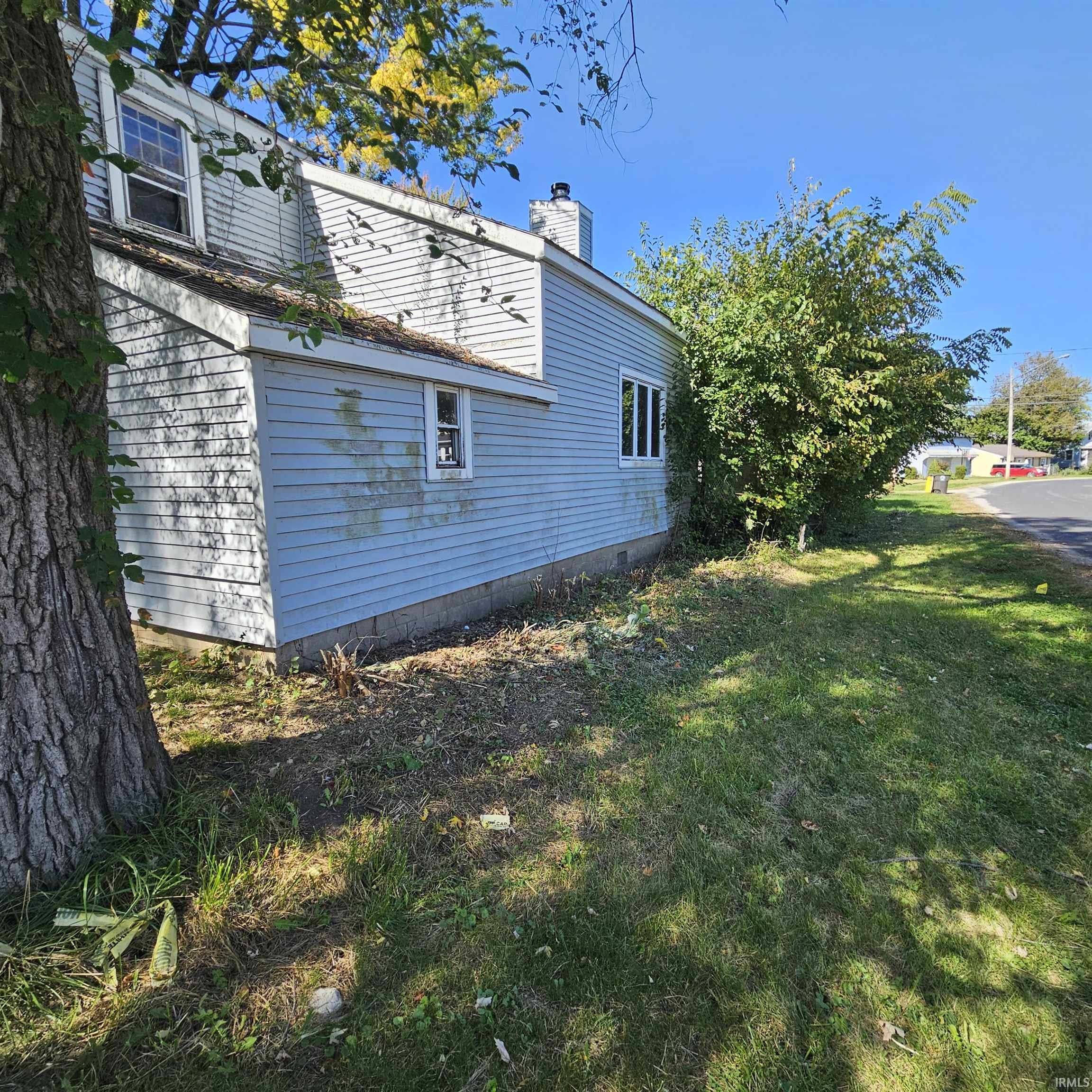 Photo 4 of Manufactured home for sale at 3102 Mcarthur Dr, Fort Wayne, IN 46809 | MLS# 202641642 | Listing updated on 2026-10-08