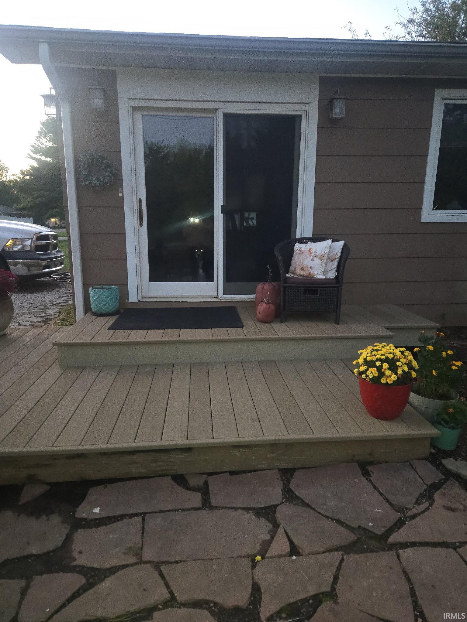 Photo 3 of Manufactured home for sale at 303 Eastgate Dr St, Vincennes, IN 47591 | MLS# 202641643 | Listing updated on 2026-10-07