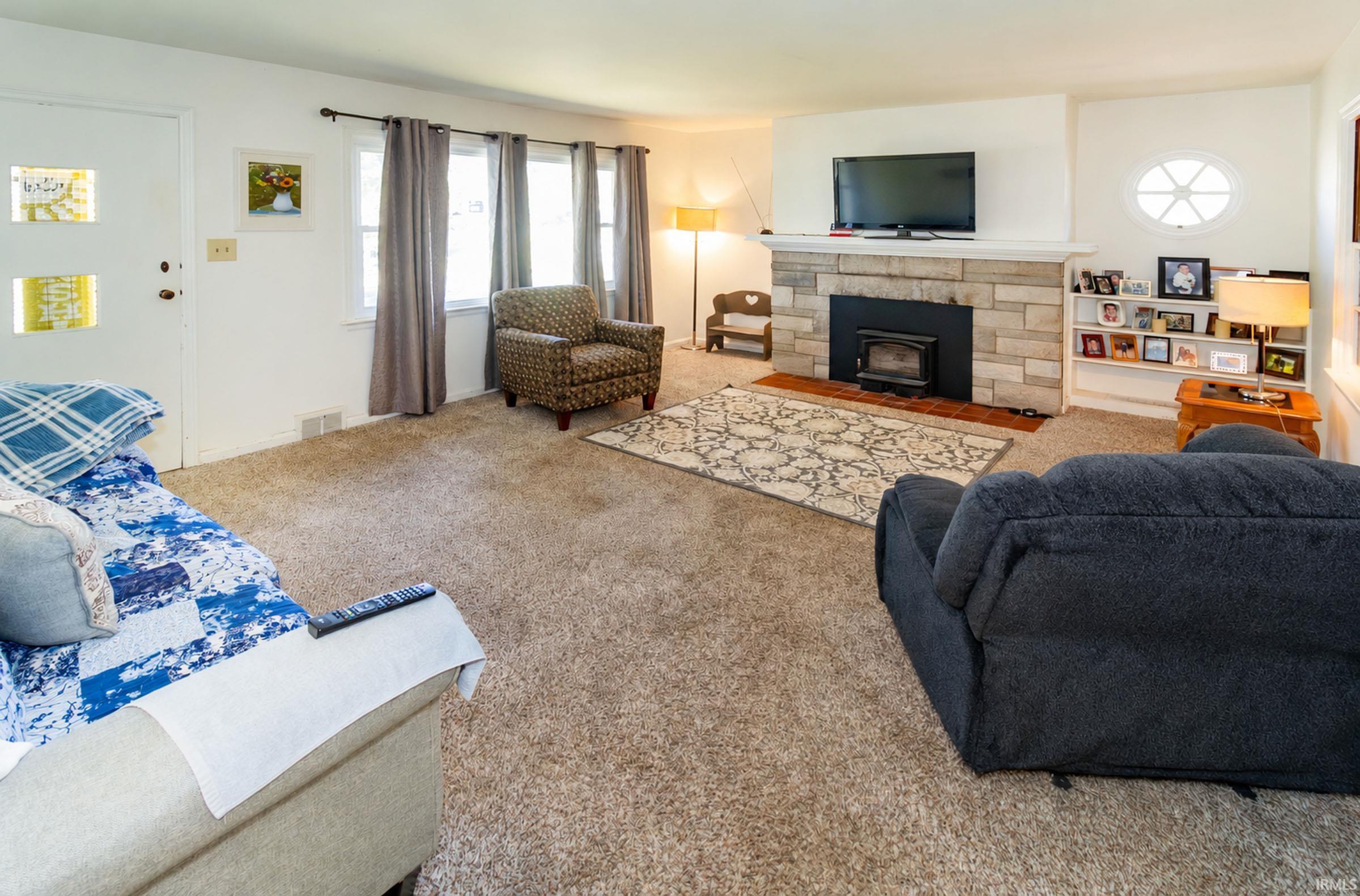 Photo 3 of Manufactured home for sale at 5566 Martin Rd, Newburgh, IN 47630 | MLS# 202641650 | Listing updated on 2026-10-08