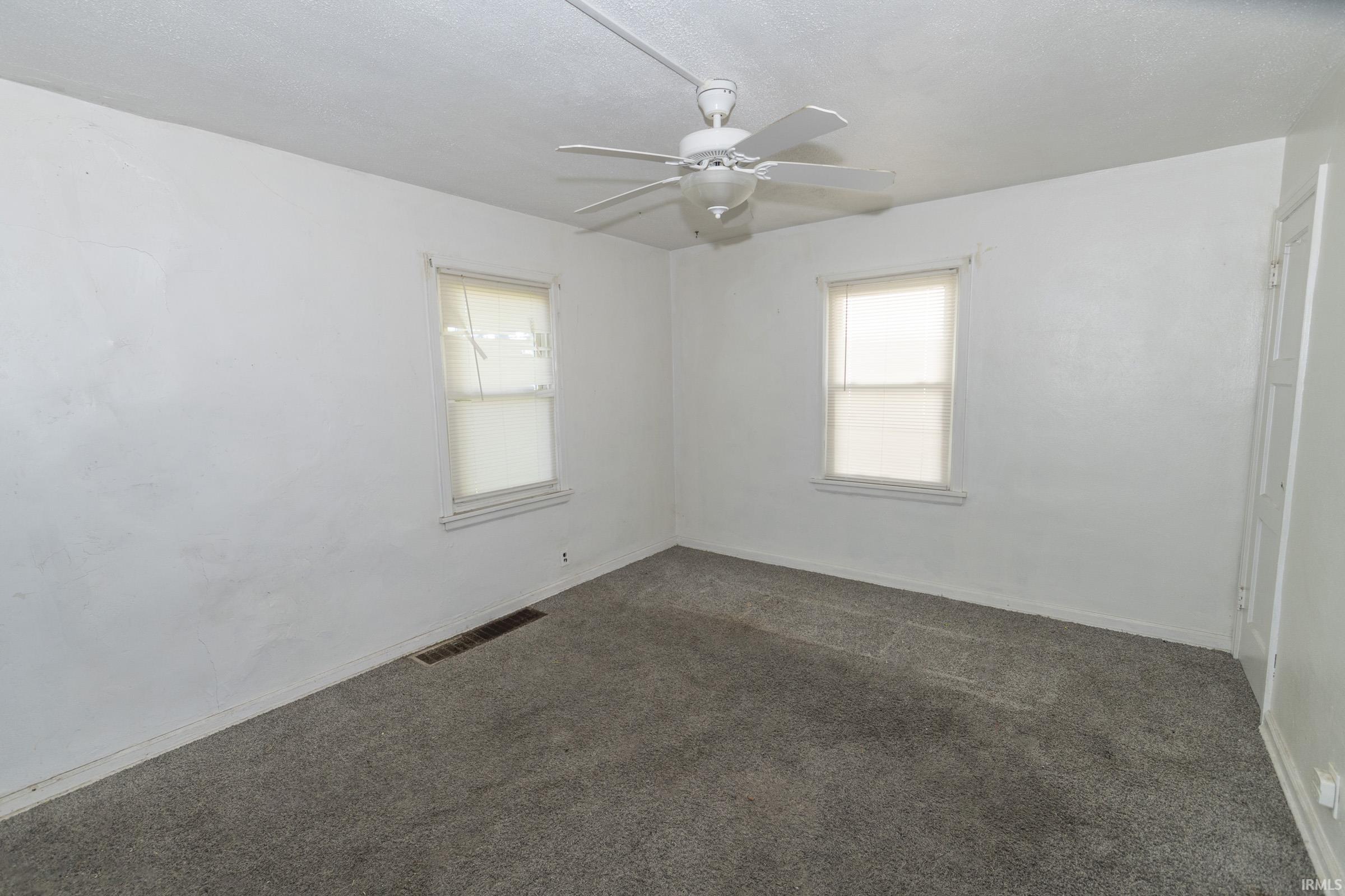 Photo 2 of Manufactured home for sale at 760 S Edison Ave, South Bend, IN 46619 | MLS# 202641653 | Listing updated on 2026-10-08