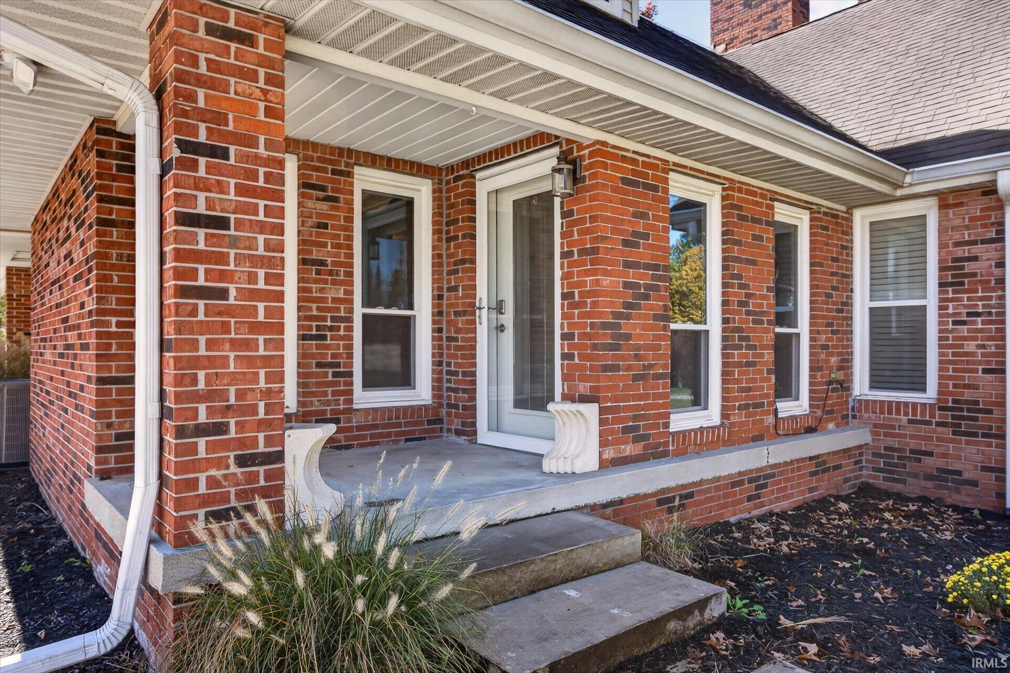 Photo 3 of Manufactured home for sale at 2380 E Linden Hl Dr, Bloomington, IN 47401 | MLS# 202641700 | Listing updated on 2026-10-08