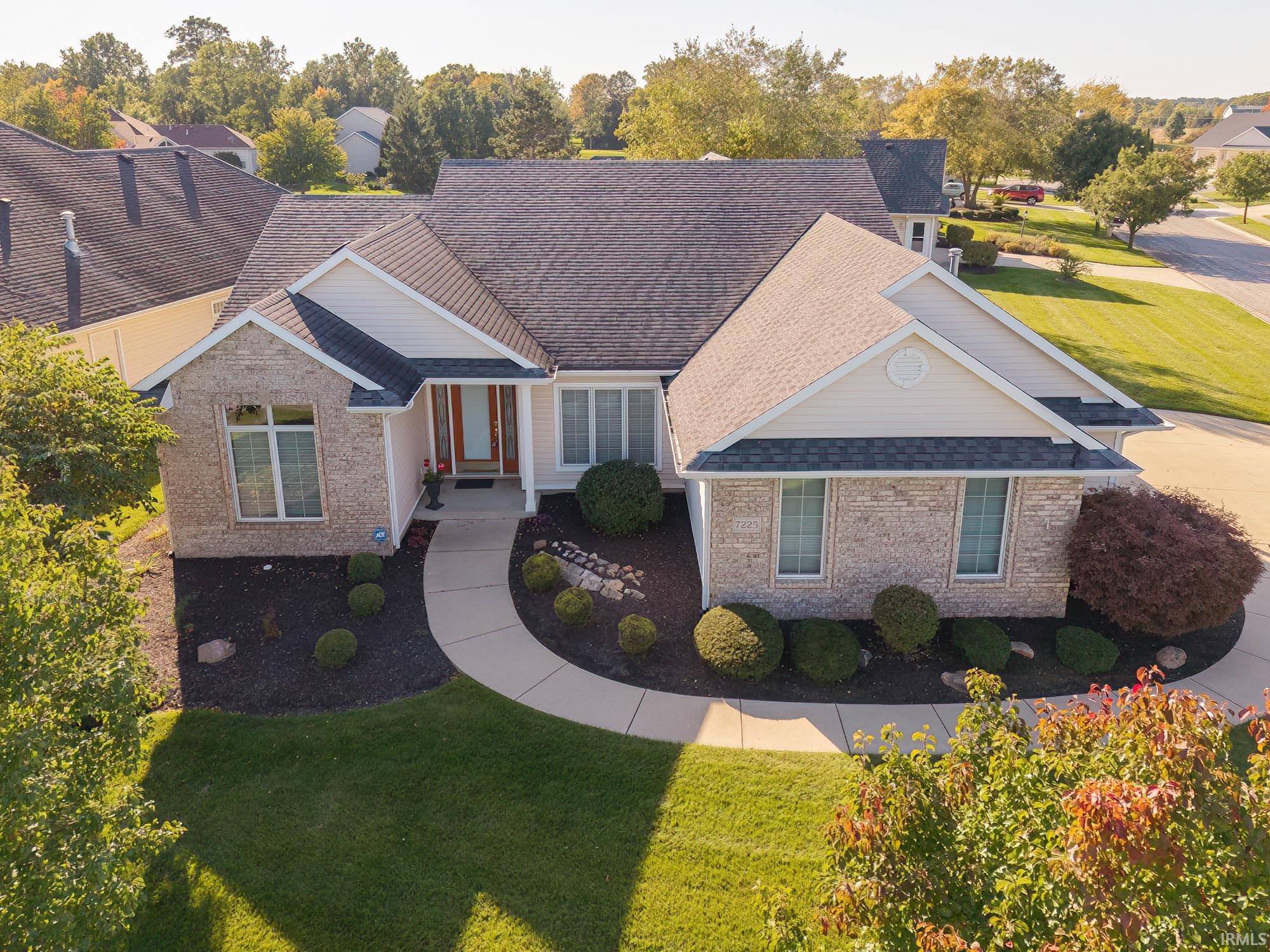 Condo for sale at 7225 Brackenwood Ct, Fort Wayne, IN 46835 | MLS# 202641731
