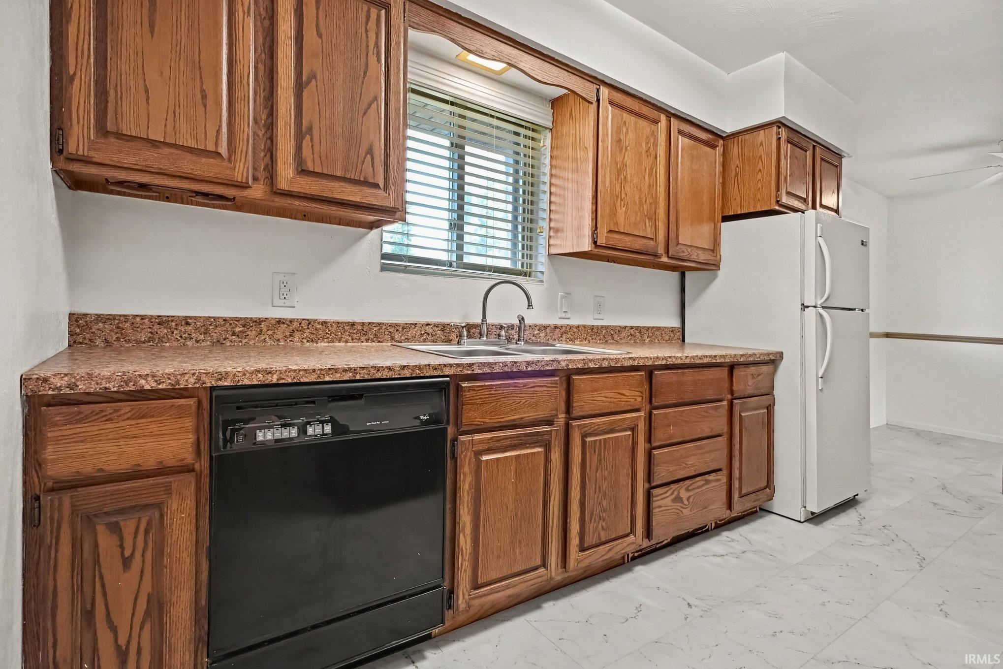 Photo 2 of Manufactured home for sale at 19401 Haviland Dr, South Bend, IN 46637 | MLS# 202641759 | Listing updated on 2026-10-08