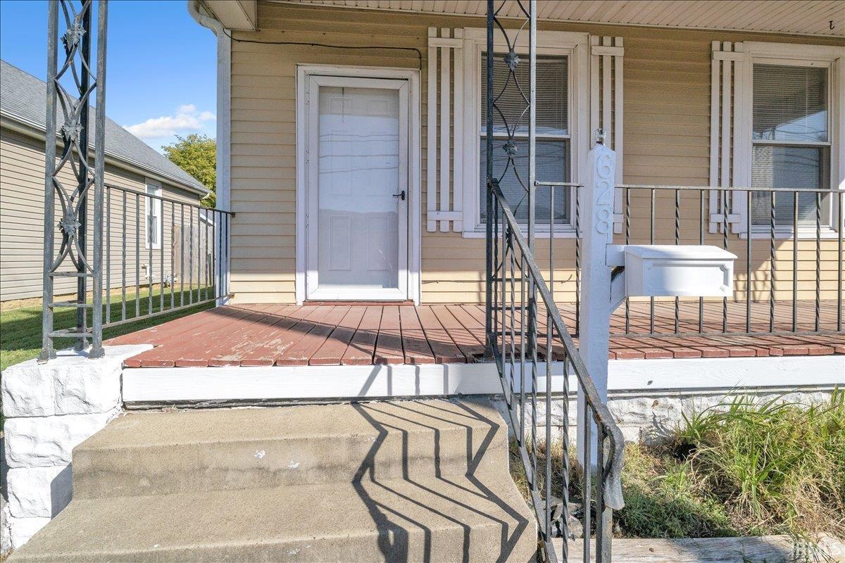 Photo 3 of Manufactured home for sale at 628 Maxwell Ave, Evansville, IN 47711 | MLS# 202641809 | Listing updated on 2026-10-08