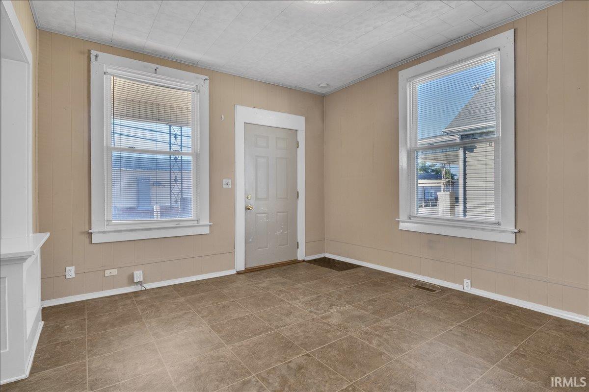 Photo 3 of Manufactured home for sale at 628 Maxwell Ave, Evansville, IN 47711 | MLS# 202641809 | Listing updated on 2026-10-08
