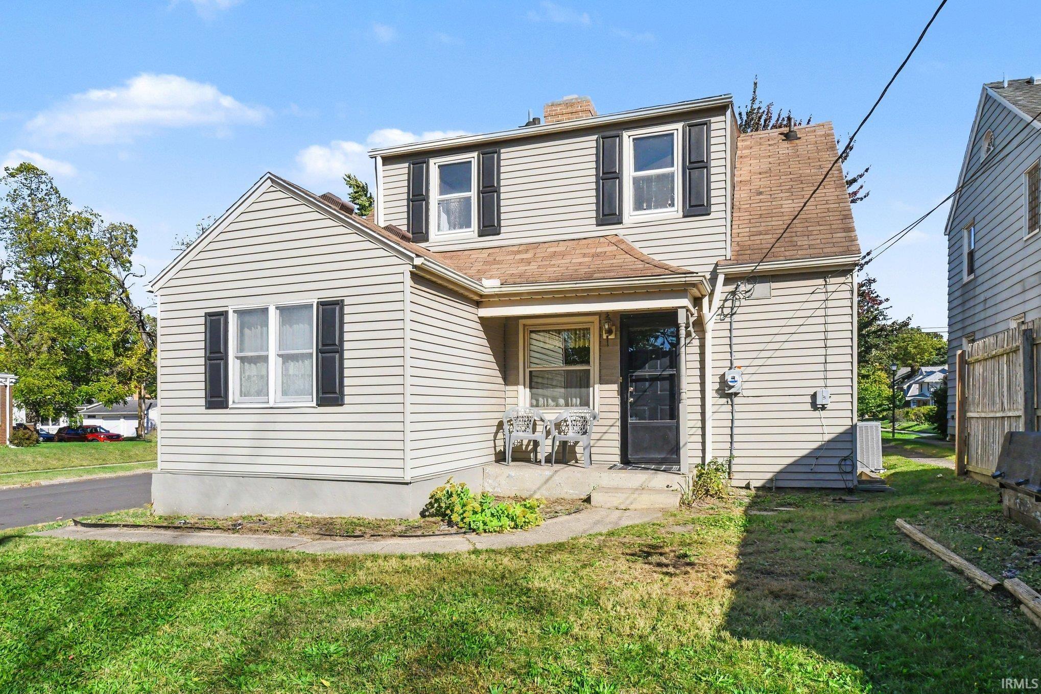 Photo 2 of Manufactured home for sale at 1321 Leeper Ave, South Bend, IN 46617 | MLS# 202641813 | Listing updated on 2026-10-08