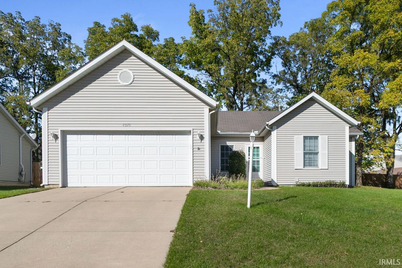 Manufactured home for sale at 2325 Oakbrook Dr, South Bend, IN 46628 | MLS# 202641840