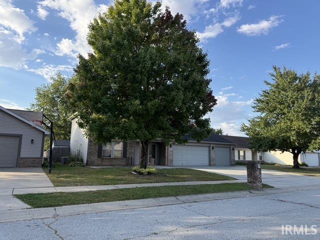 Photo 3 of Manufactured home for sale at 123 Berwick Dr, Lafayette, IN 47909 | MLS# 202642863 | Listing updated on 2026-10-23