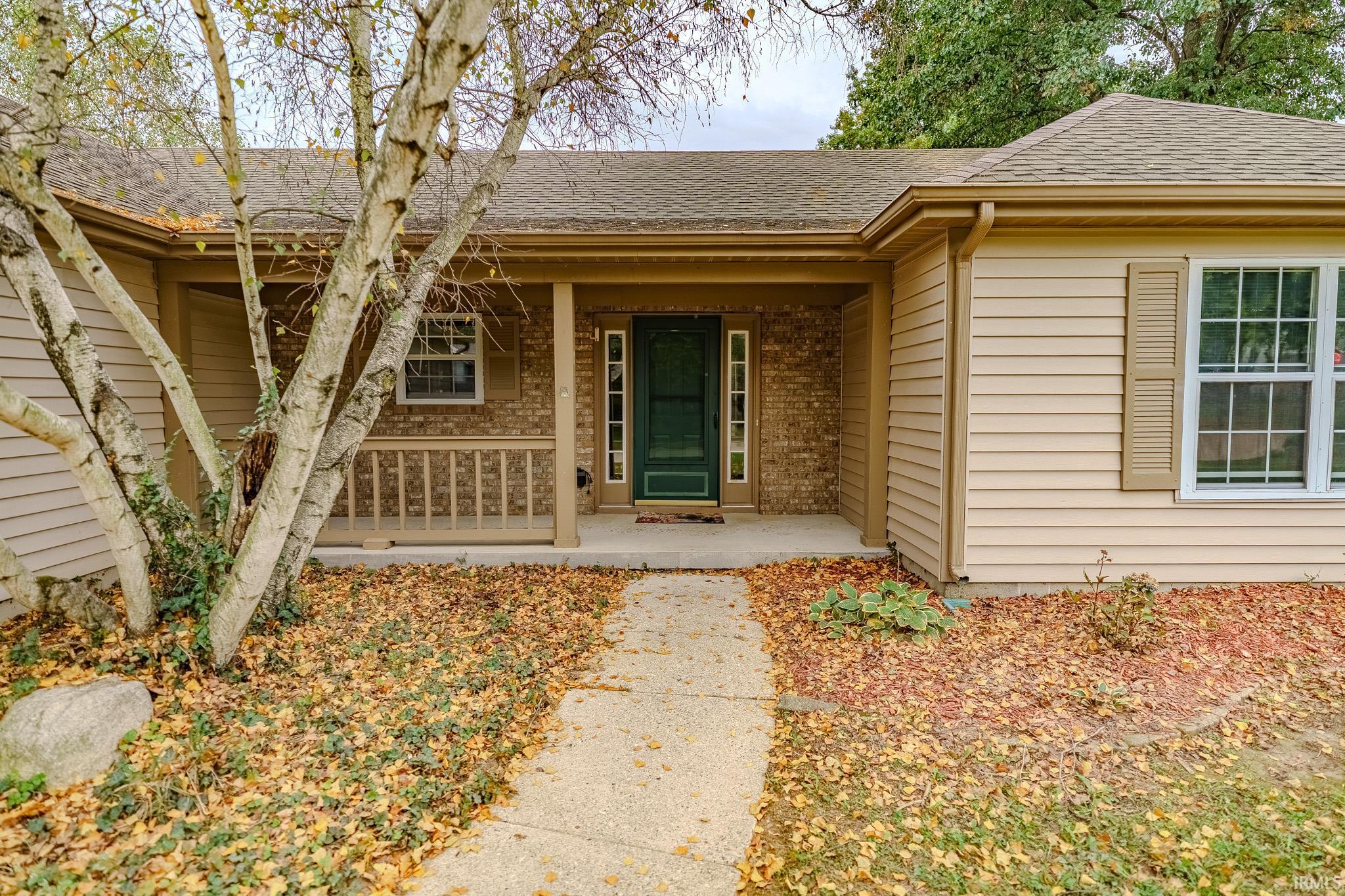 Photo 4 of Manufactured home for sale at 4302 Oak Hl Dr, Lafayette, IN 47909 | MLS# 202643008 | Listing updated on 2026-10-16