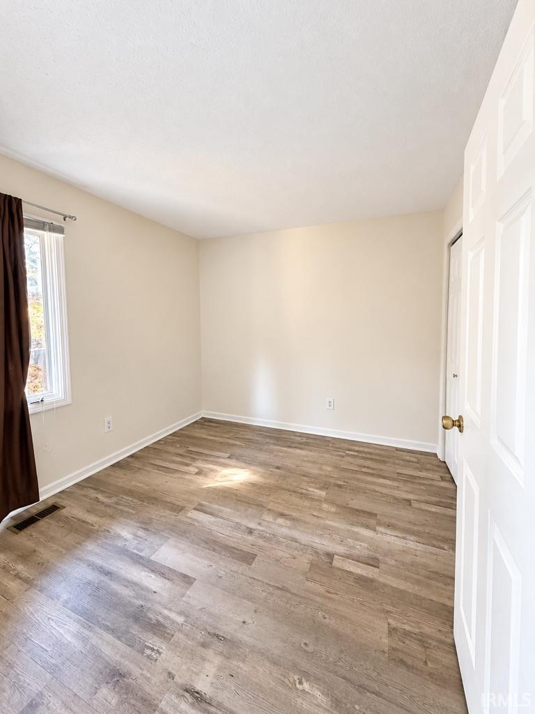 Photo 3 of Condo for sale at 9125 S Pointe Retreat Dr, Bloomington, IN 47401 | MLS# 202643122 | Listing updated on 2026-10-20
