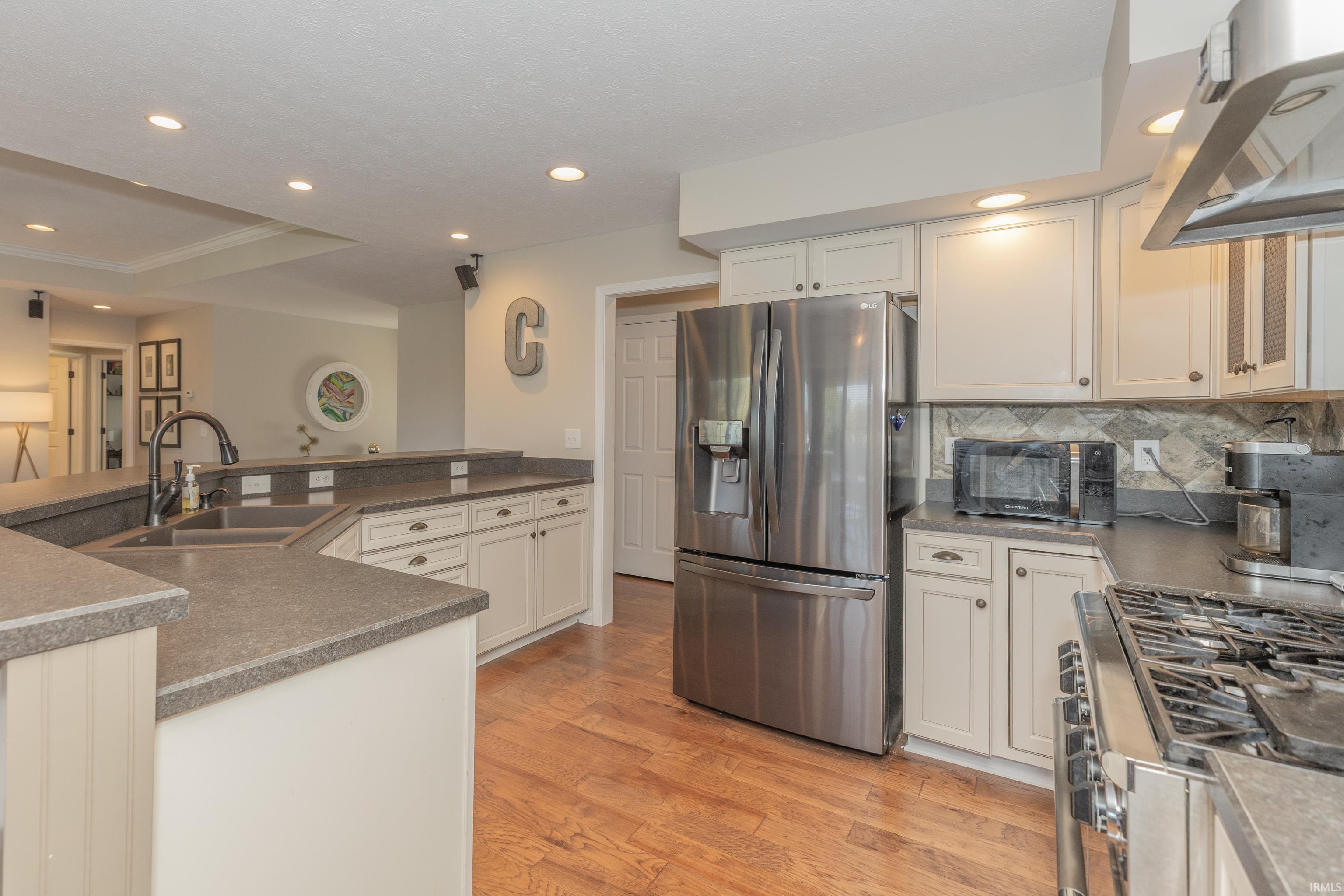 Photo 4 of Manufactured home for sale at 10940 Sunset Dr, Evansville, IN 47712 | MLS# 202643154 | Listing updated on 2026-10-22