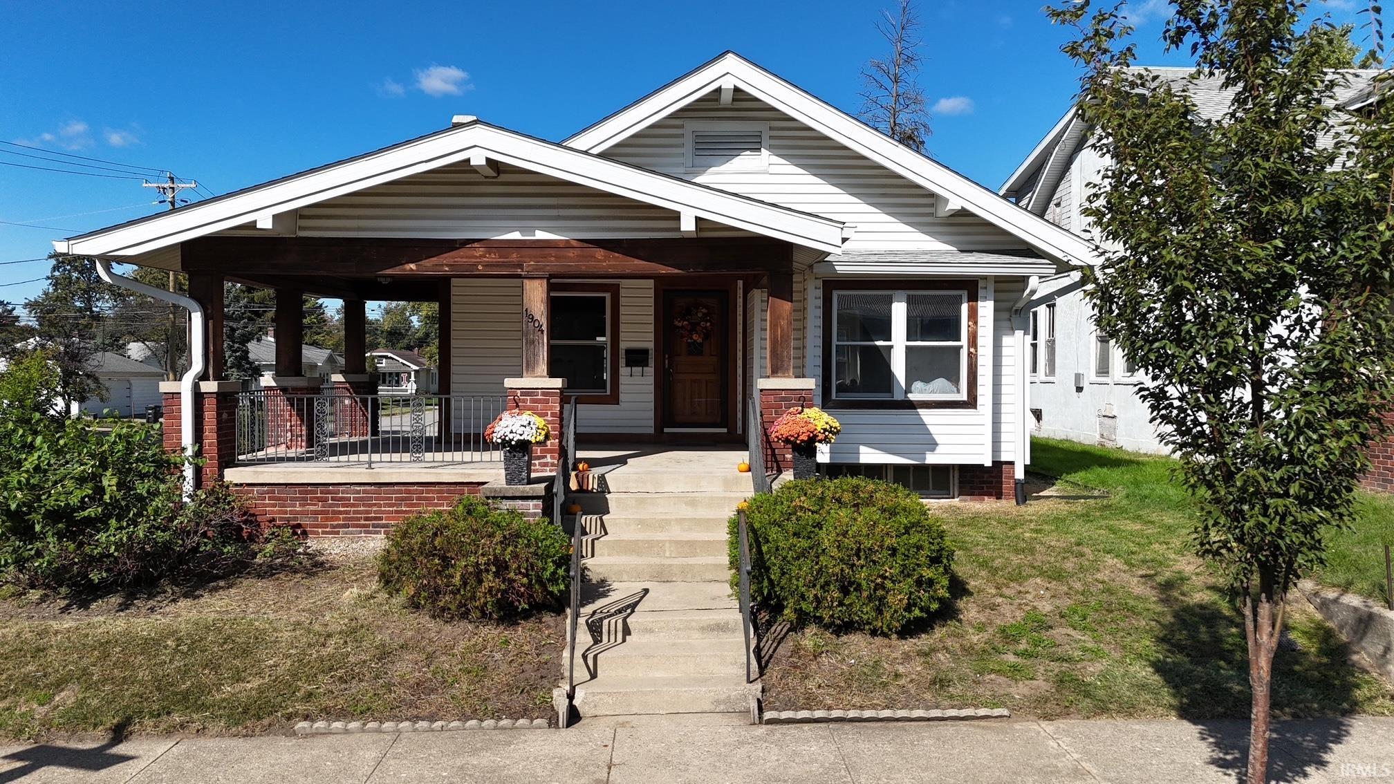 Photo 2 of Manufactured home for sale at 1904 Vinton St, Lafayette, IN 47904 | MLS# 202643229 | Listing updated on 2026-10-19