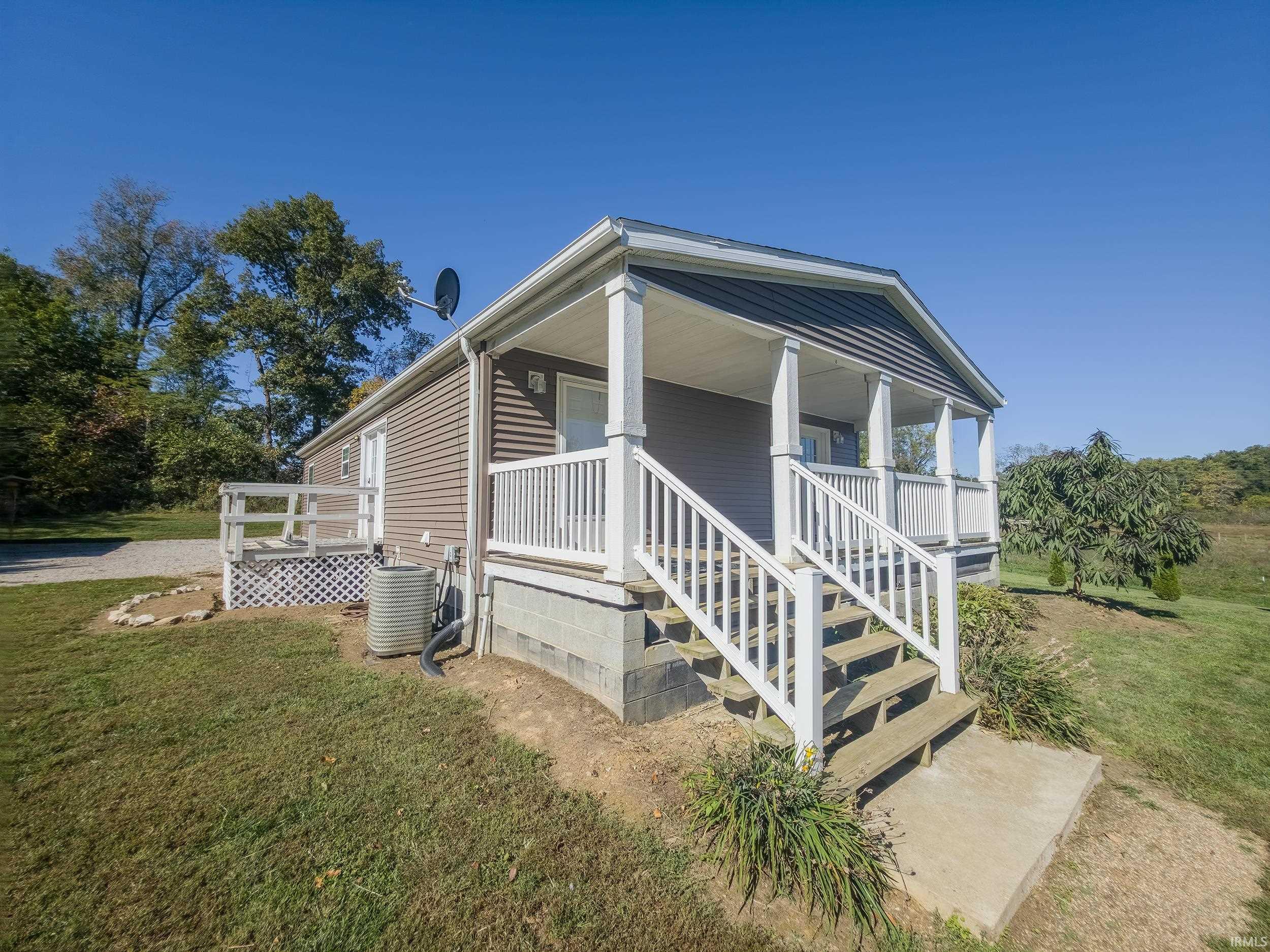 Photo 3 of Sale Pending at 11336 Birds Ln, Flat Rock, IL 62427 | MLS# 202643292 | Listing updated on 2026-10-22