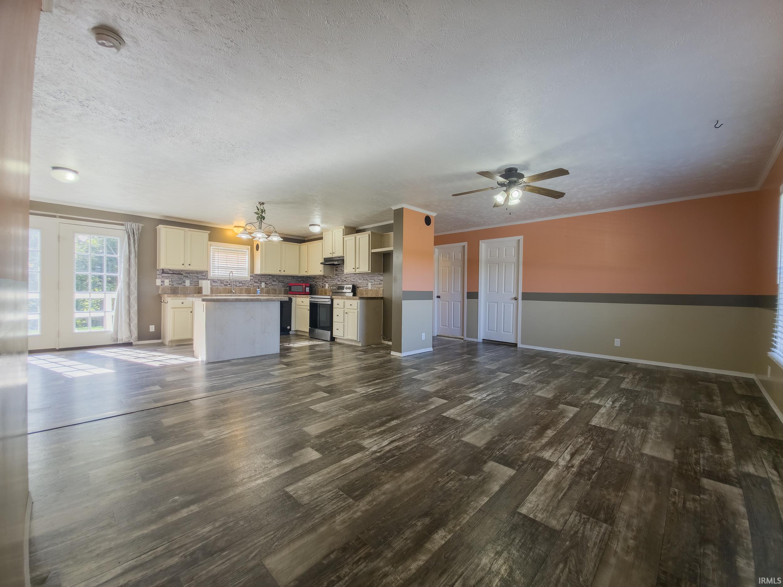 Photo 3 of Sale Pending at 11336 Birds Ln, Flat Rock, IL 62427 | MLS# 202643292 | Listing updated on 2026-10-22
