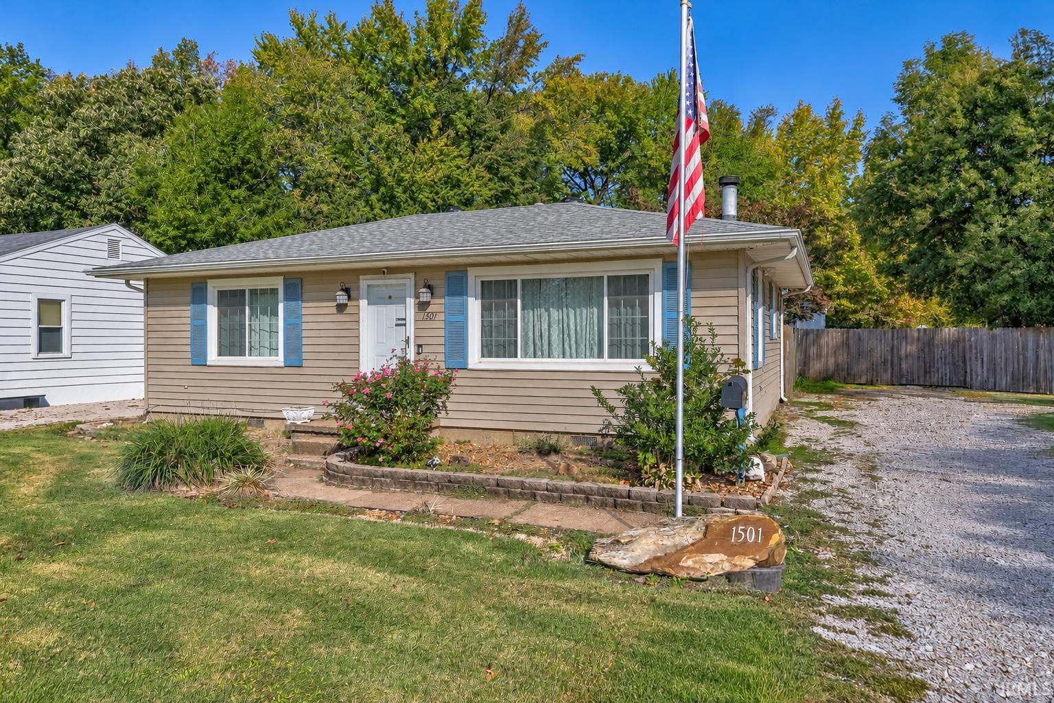 Photo 2 of Manufactured home for sale at 1501 Bower Ln, Evansville, IN 47710 | MLS# 202643389 | Listing updated on 2026-10-26