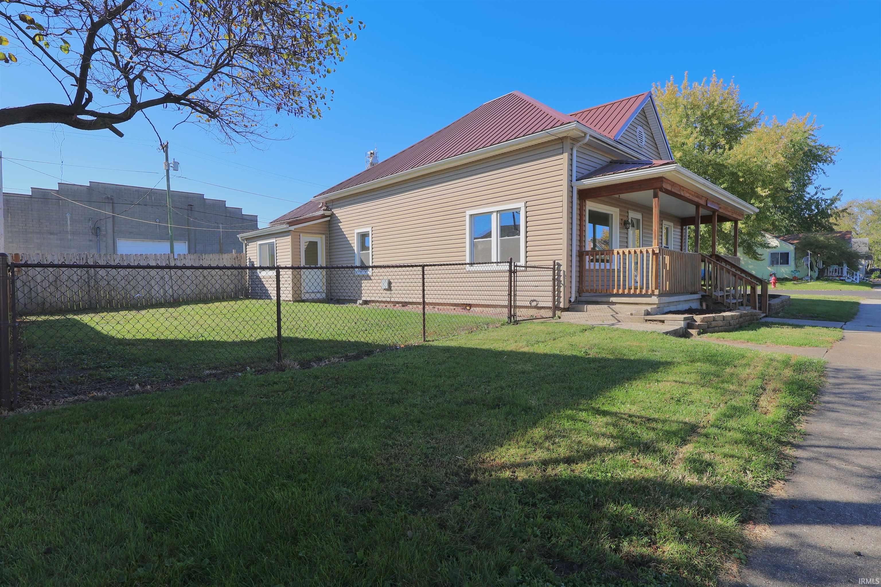 Photo 2 of Manufactured home for sale at 147 W Howard St, Parker City, IN 47368 | MLS# 202643470 | Listing updated on 2026-10-20