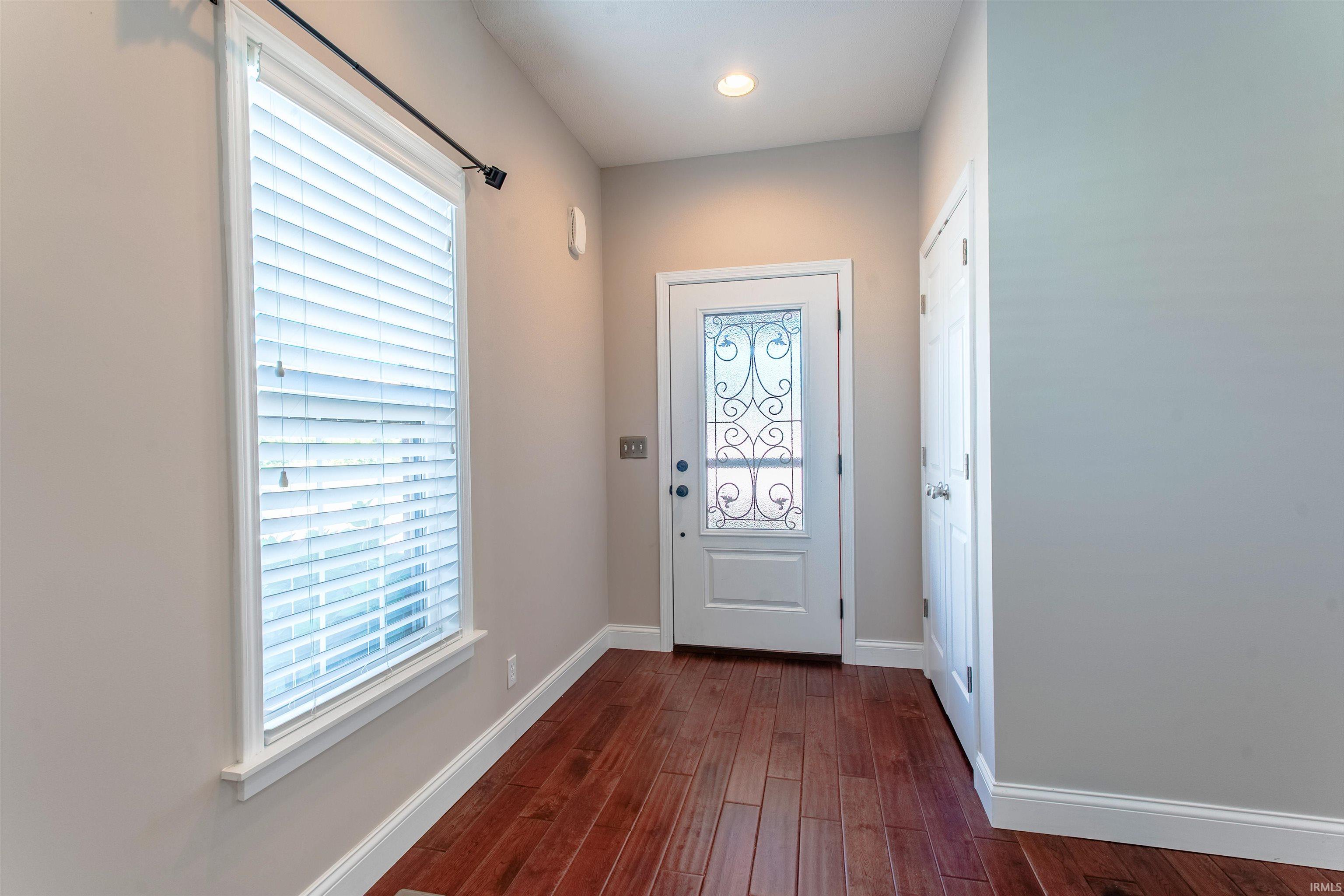 Photo 3 of Single family home for sale at 15508 Shakespeare Dr, Evansville, IN 47725 | MLS# 202643542 | Listing updated on 2026-10-21
