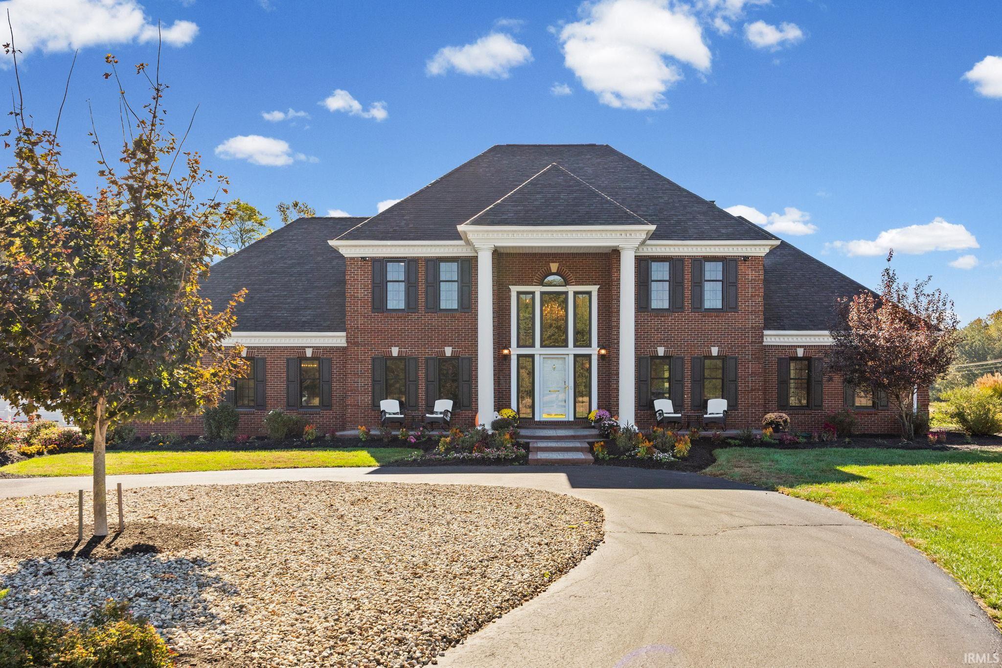 Photo 4 of Sale Pending at 1029 Wea Valley Dr, Lafayette, IN 47909 | MLS# 202643563 | Listing updated on 2026-10-26