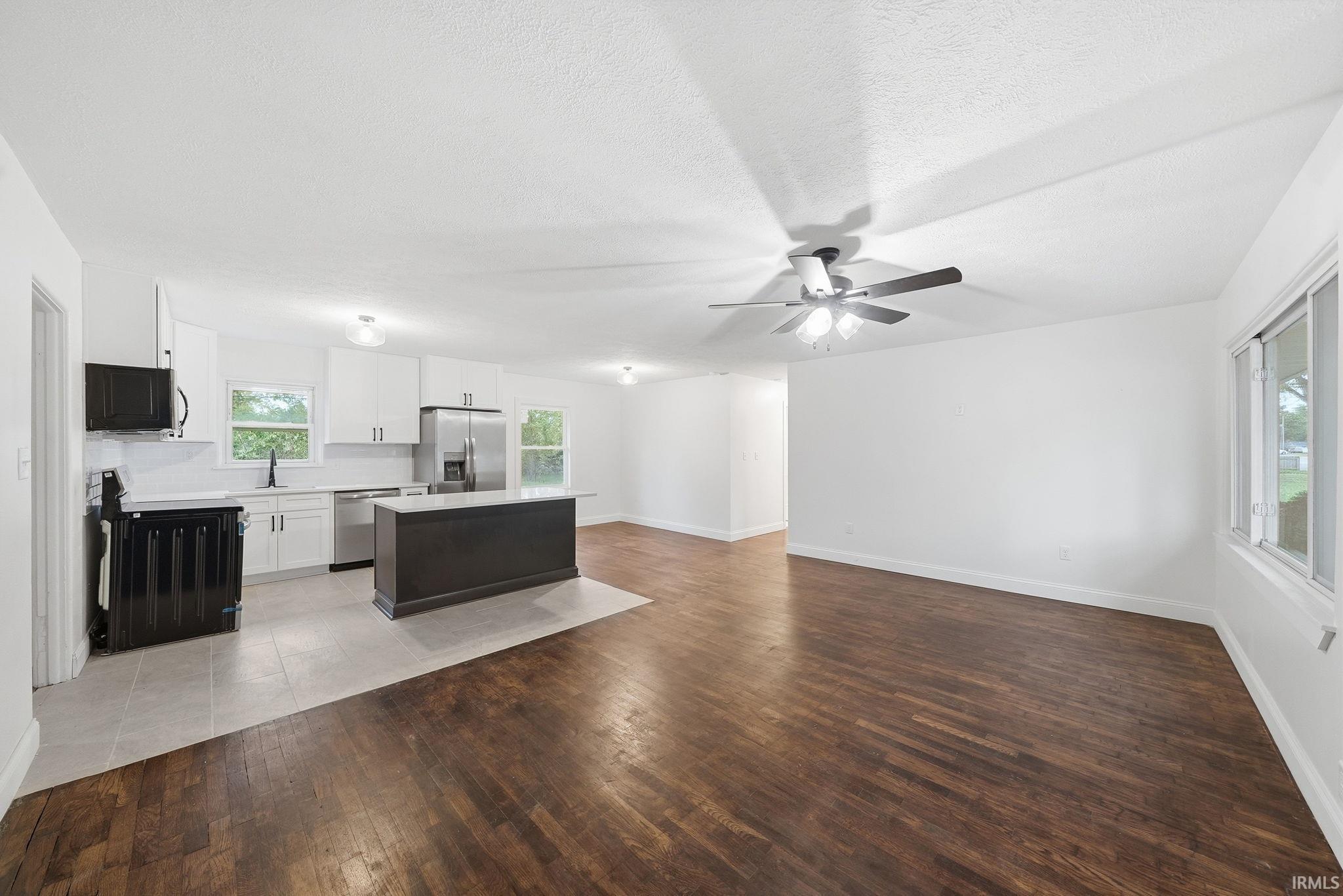 Photo 3 of Manufactured home for sale at 3318 N Virginia Ave, Muncie, IN 47304 | MLS# 202643602 | Listing updated on 2026-10-22