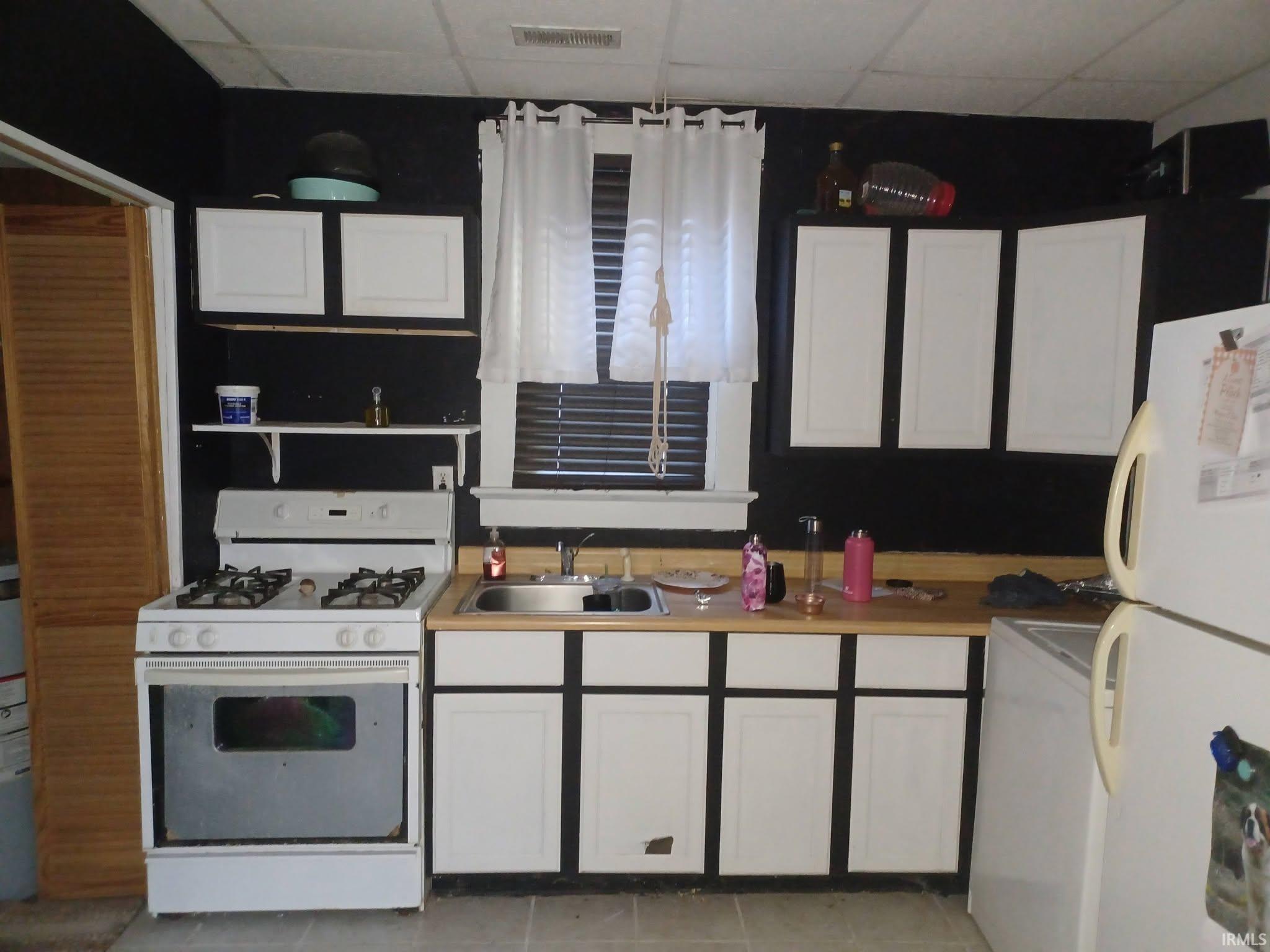 Photo 3 of Manufactured home for sale at 1306 E Illinois St, Evansville, IN 47711 | MLS# 202643663 | Listing updated on 2026-10-22