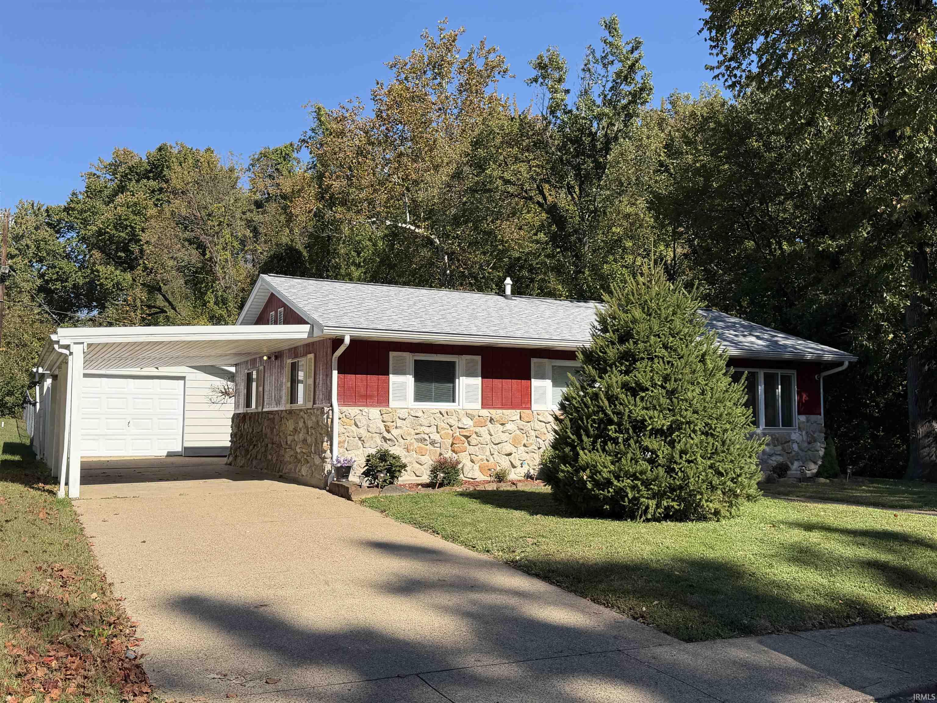 Photo 1 of Manufactured home for sale at 101 W Berkeley Ave, Evansville, IN 47710 | MLS# 202643762 | Listing updated on 2026-10-26