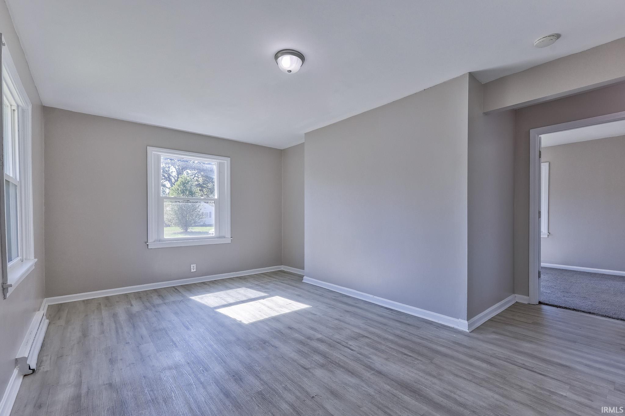 Photo 3 of Single family home for sale at 1015 S Alvord Blvd, Evansville, IN 47714 | MLS# 202643772 | Listing updated on 2026-10-22