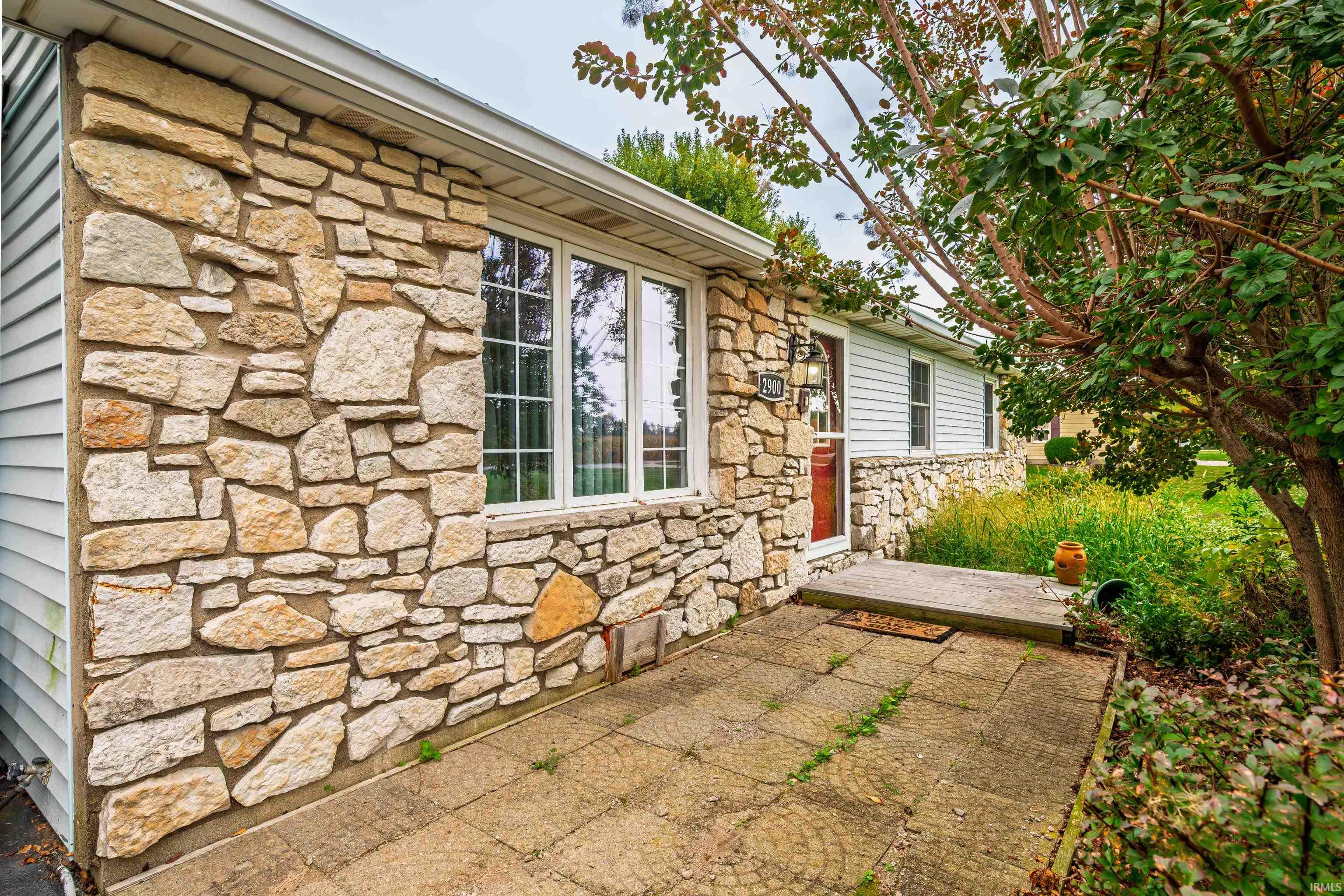 Photo 4 of Manufactured home for sale at 2900 S Andrews Rd, Yorktown, IN 47396 | MLS# 202643788 | Listing updated on 2026-10-23