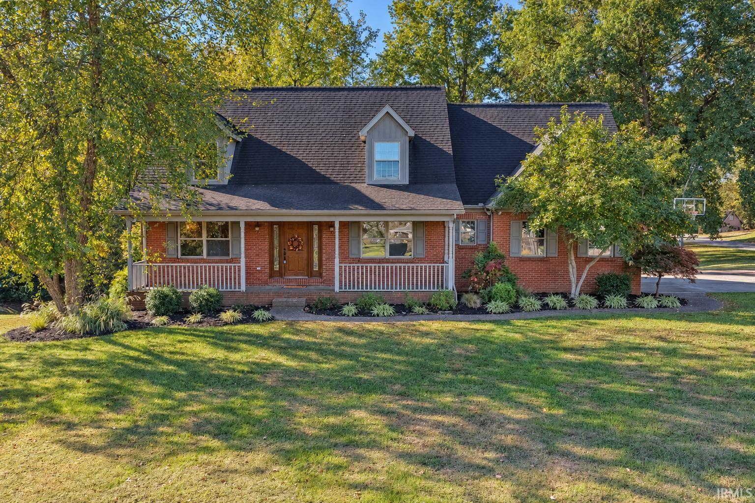 Photo 1 of Single family home for sale at 6951 Tonia Ct, Evansville, IN 47710 | MLS# 202643815 | Listing updated on 2026-10-23