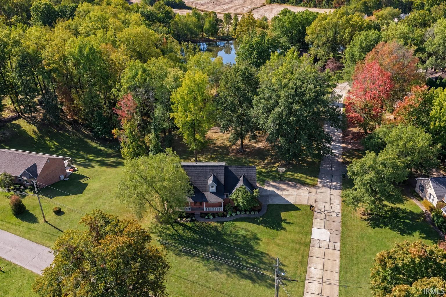 Photo 2 of Single family home for sale at 6951 Tonia Ct, Evansville, IN 47710 | MLS# 202643815 | Listing updated on 2026-10-23