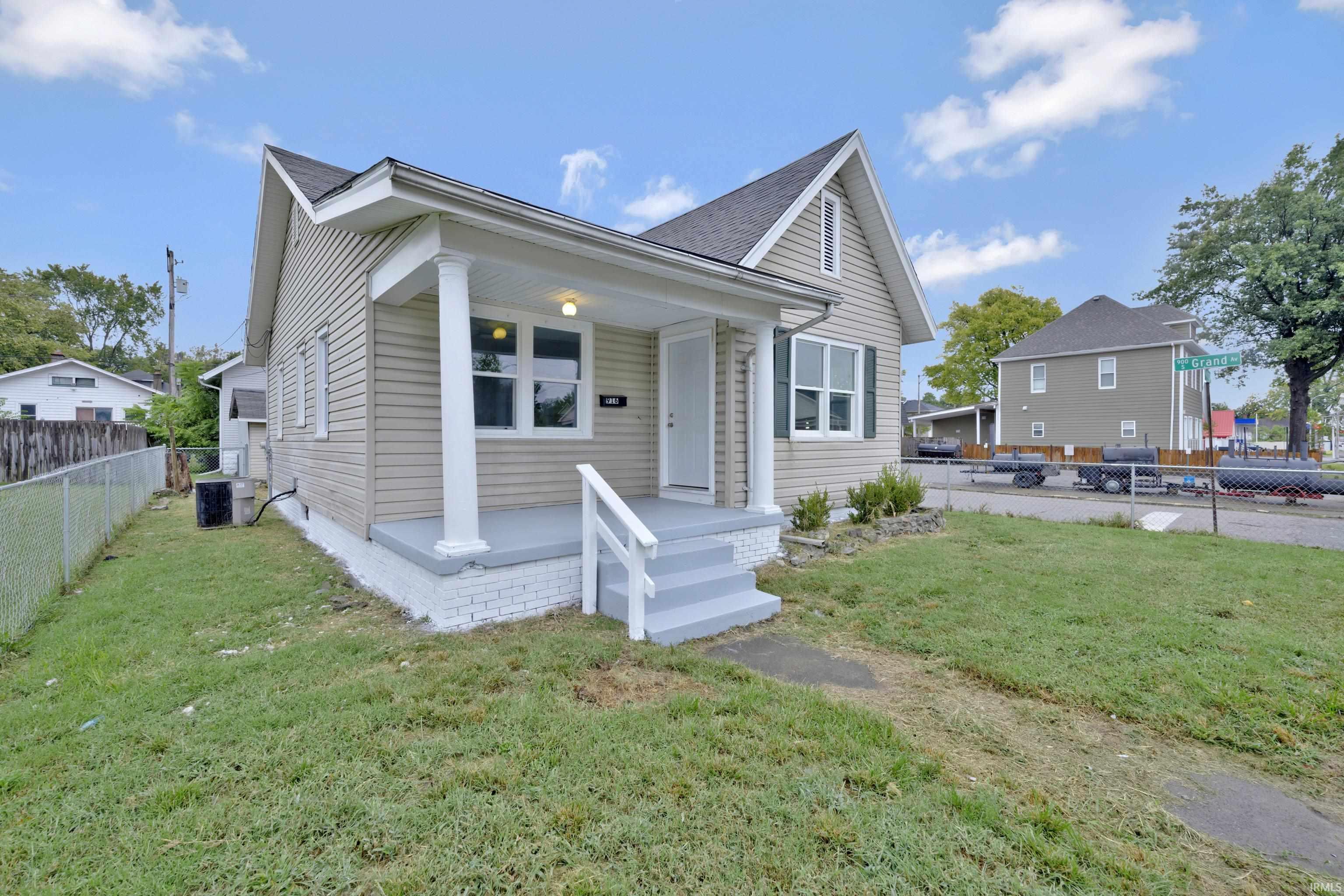 Photo 1 of Manufactured home for sale at 916 Washington Ave, Evansville, IN 47713 | MLS# 202644118 | Listing updated on 2026-10-26