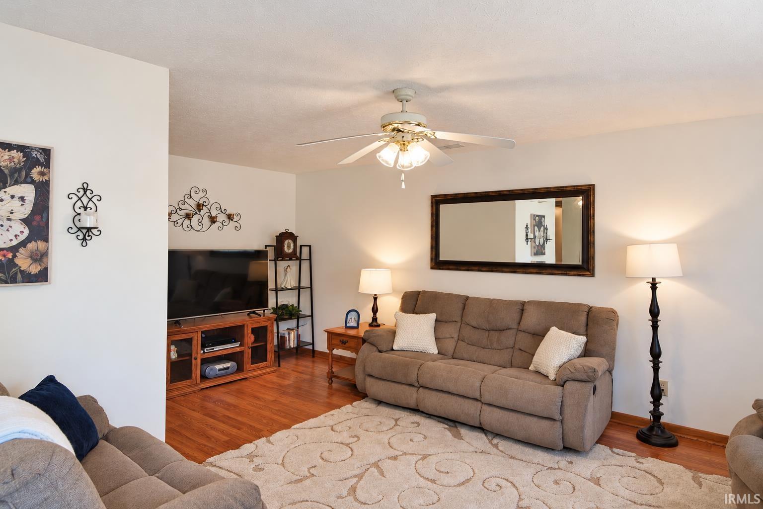 Photo 3 of Manufactured home for sale at 3621 W Peachtree Ln, Muncie, IN 47304 | MLS# 202644127 | Listing updated on 2026-10-26
