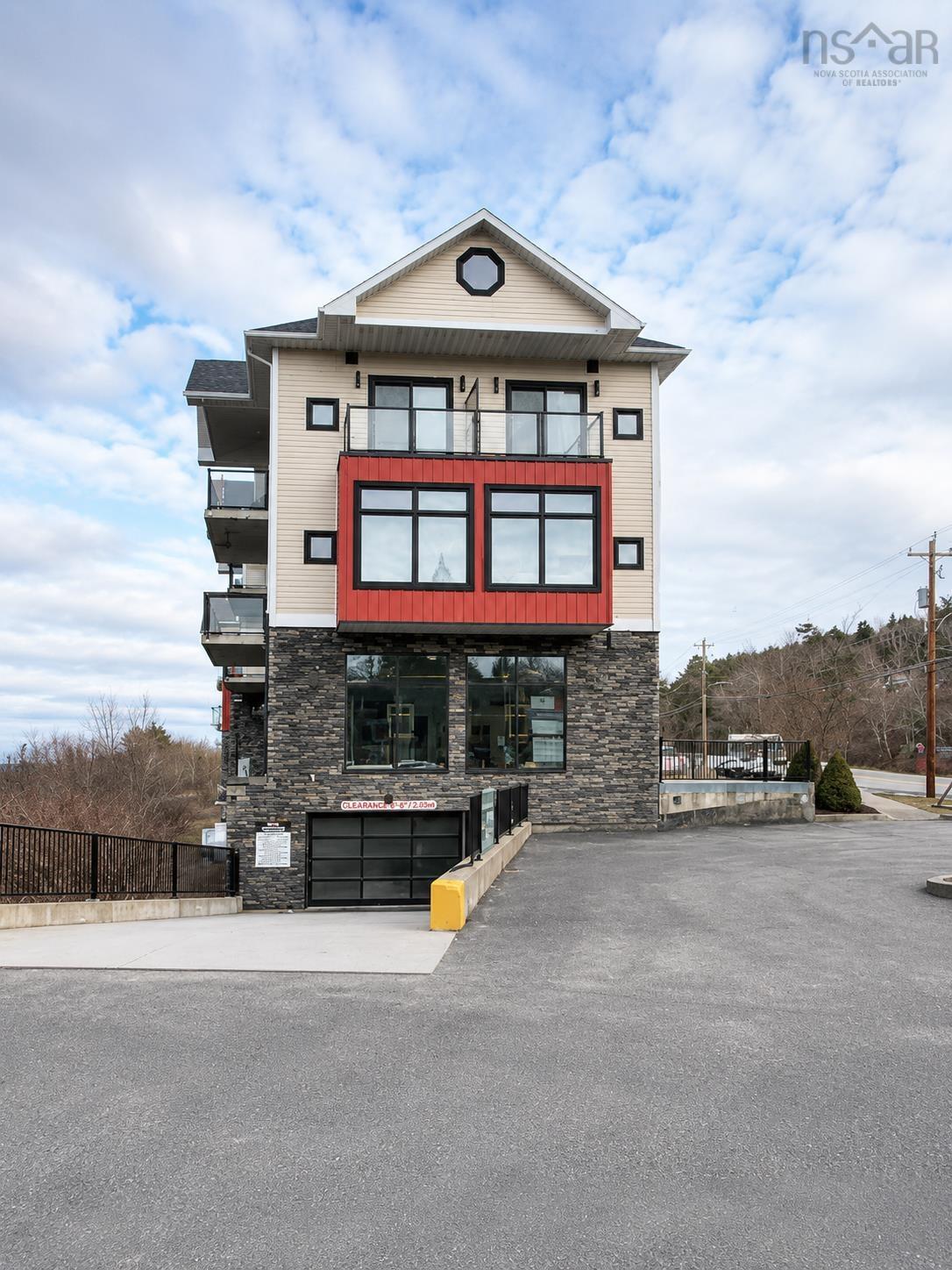 827 Bedford Highway, Bedford, NS (MLS 202301697)