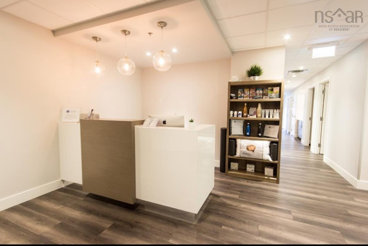 827 Bedford Highway, Bedford, NS (MLS 202301697)