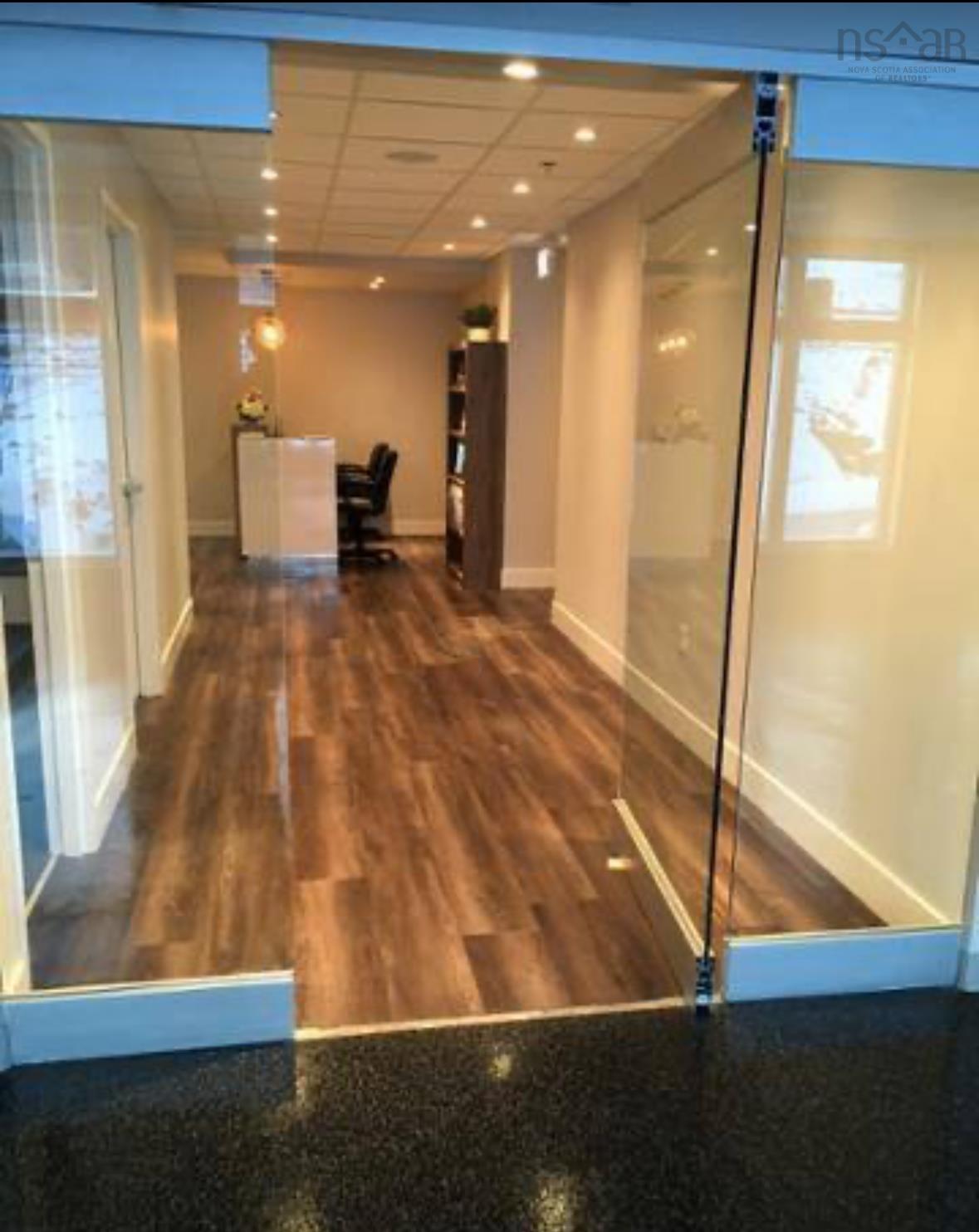 827 Bedford Highway, Bedford, NS (MLS 202301697)