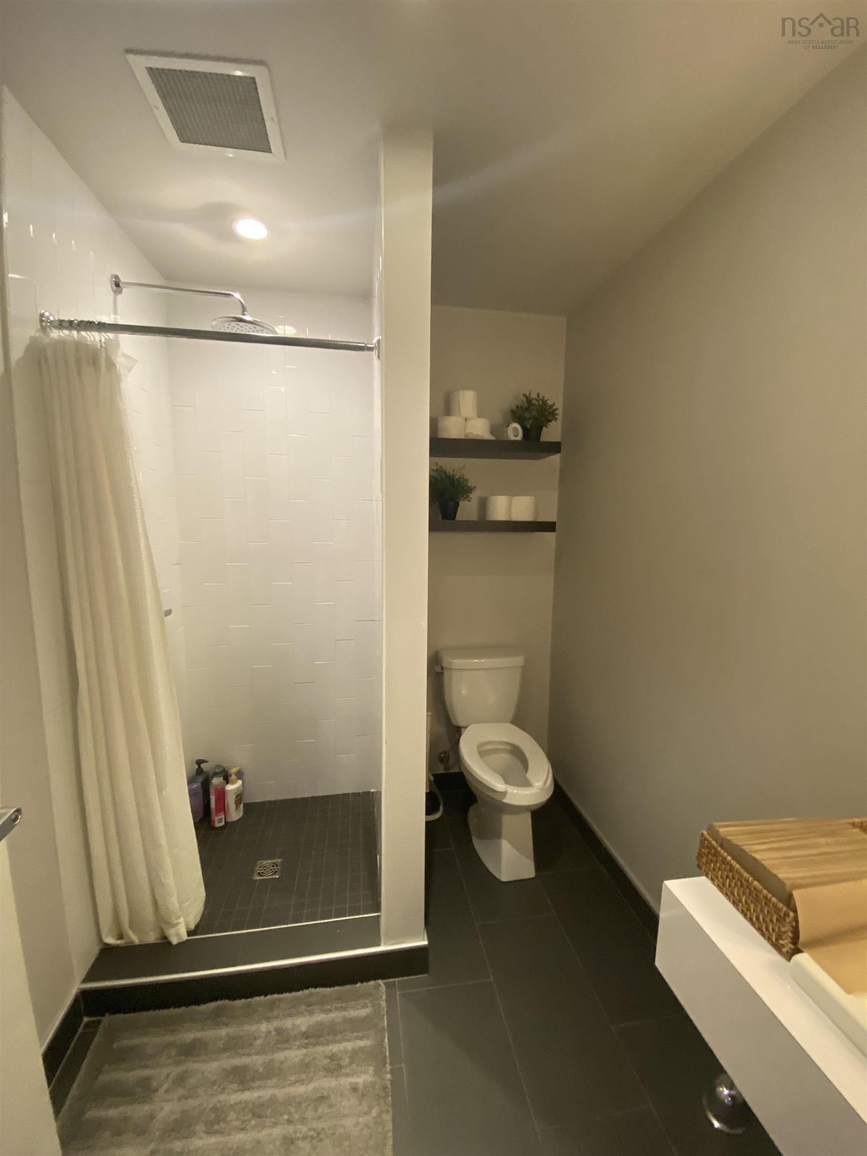 827 Bedford Highway, Bedford, NS (MLS 202301697)