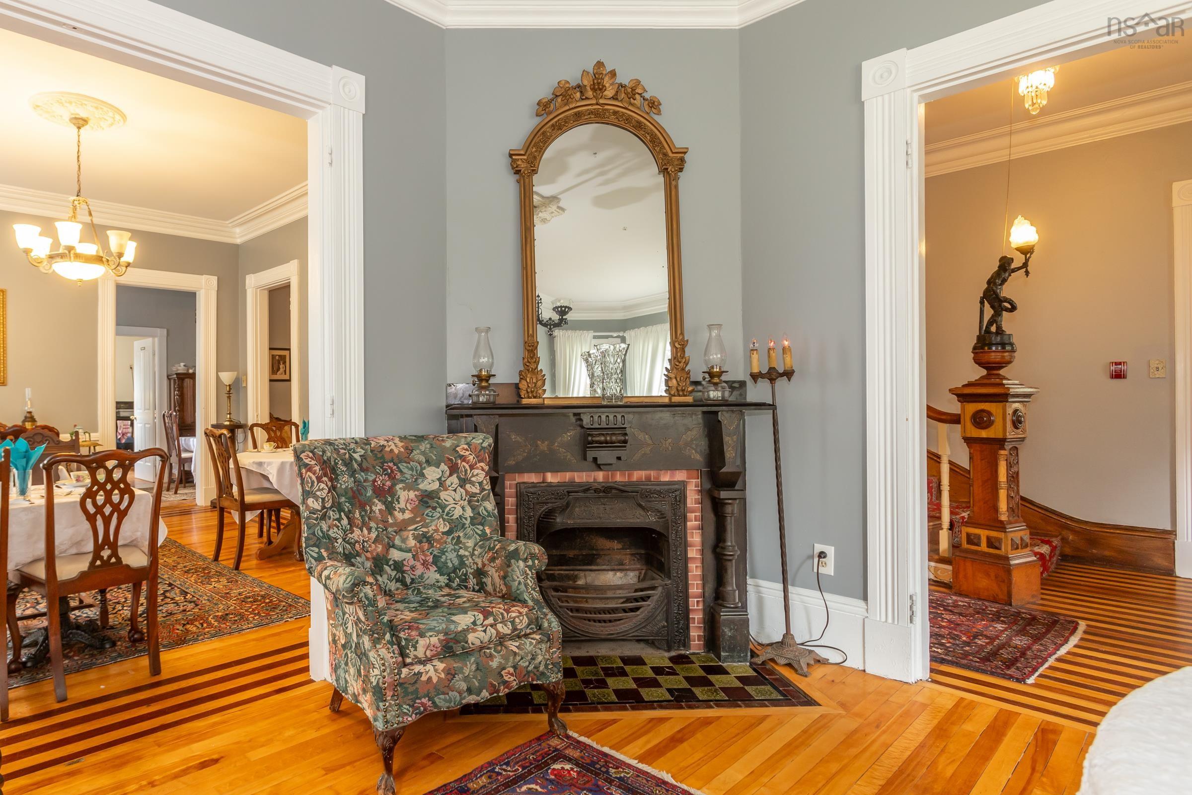 $795,000.00: 548 St George Street, Annapolis Royal