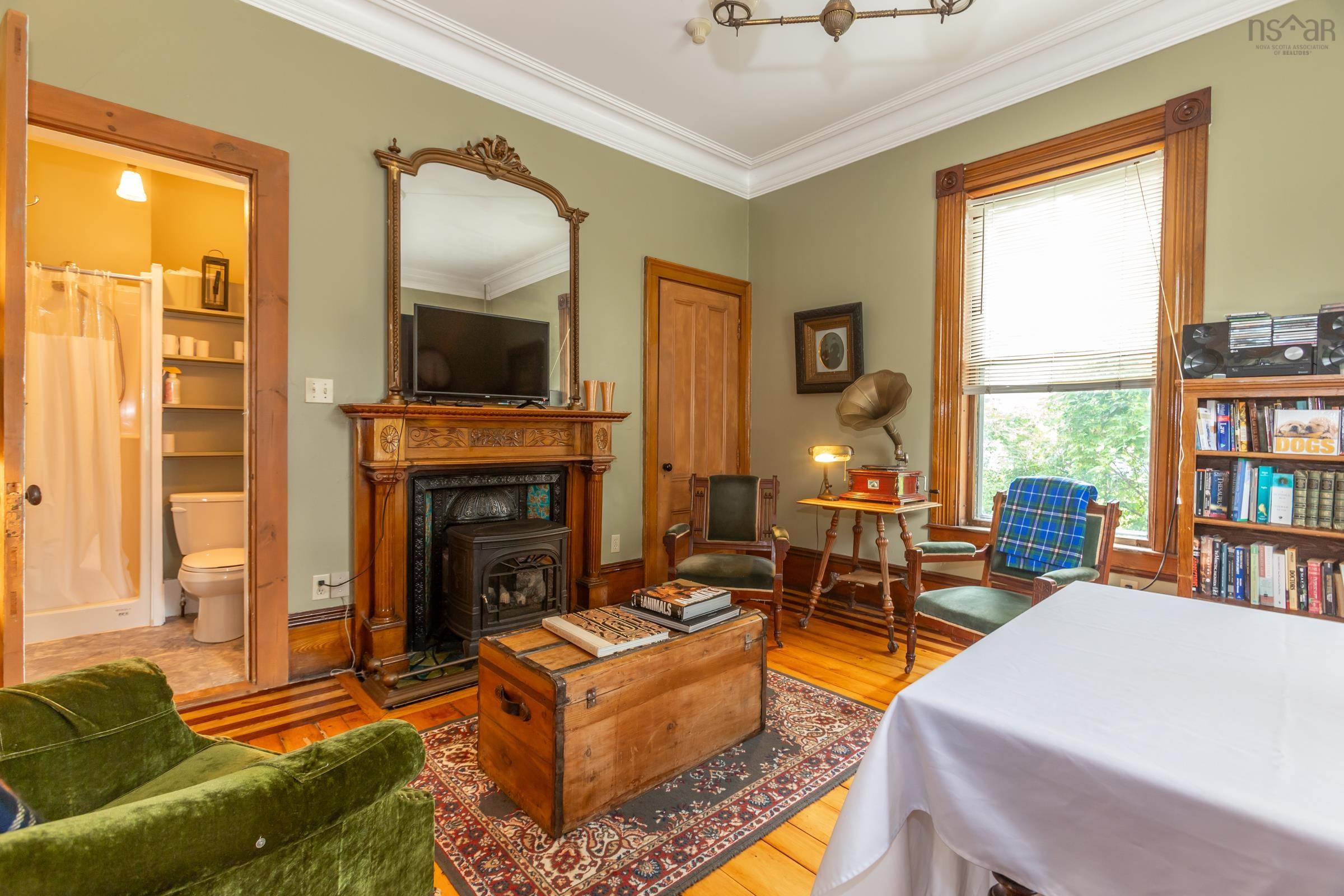 $795,000.00: 548 St George Street, Annapolis Royal