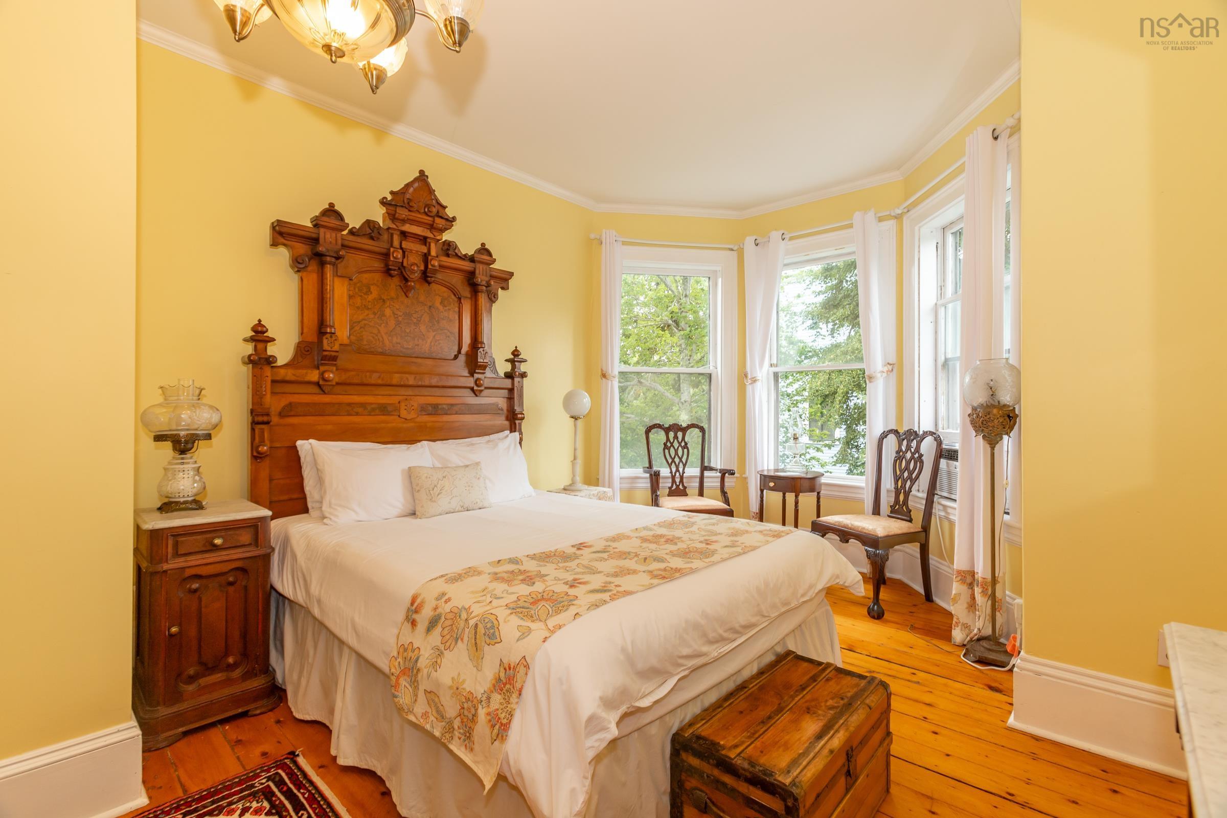 $795,000.00: 548 St George Street, Annapolis Royal
