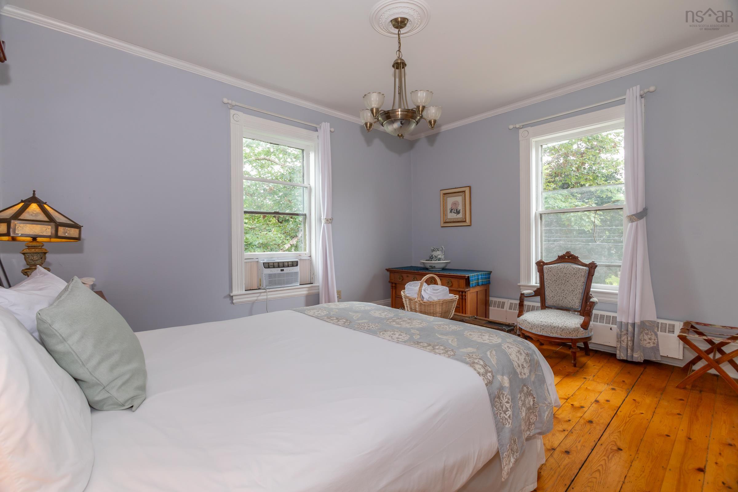 $795,000.00: 548 St George Street, Annapolis Royal
