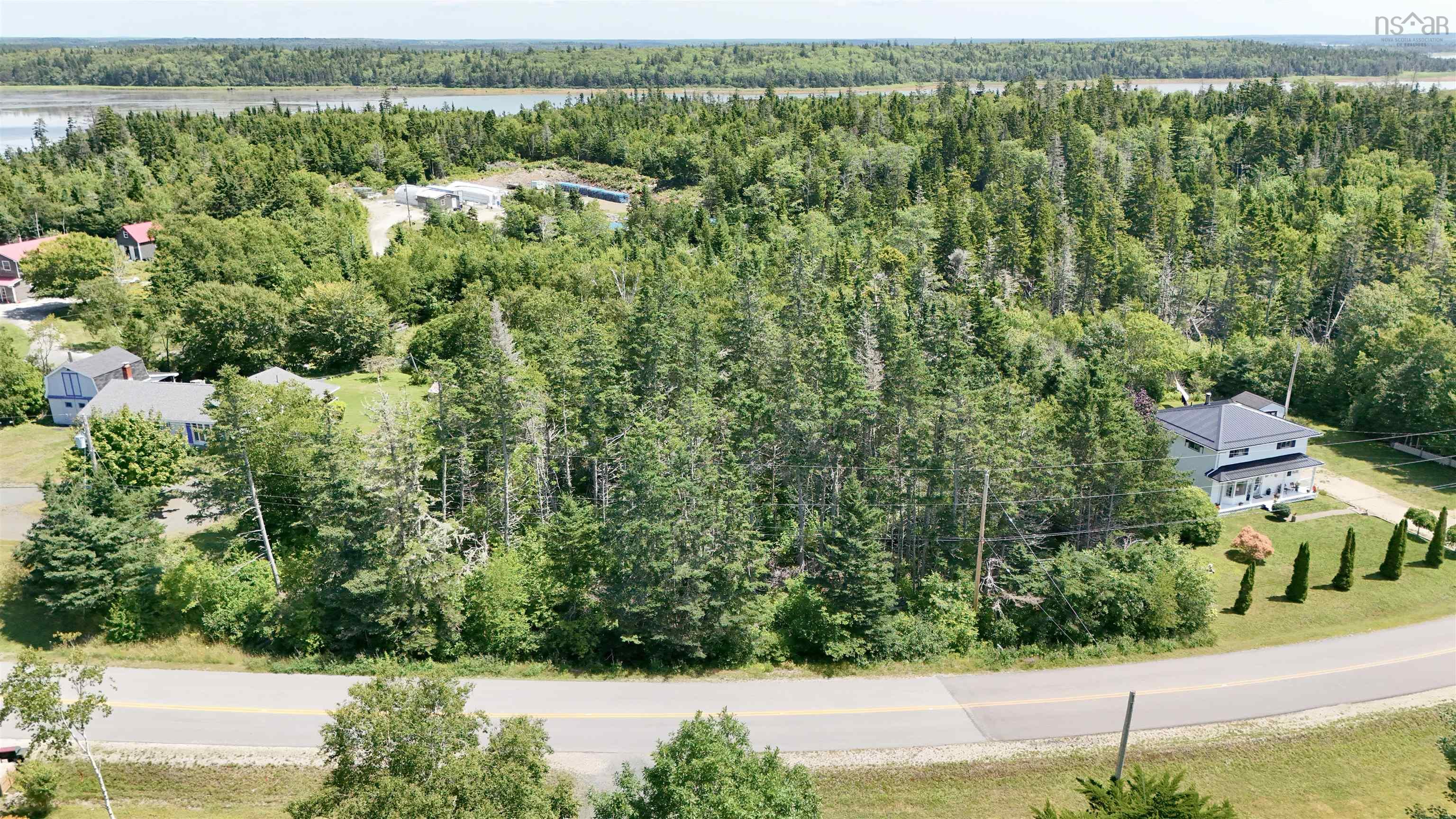 $16,900.00: Lot Du Bas-De-L