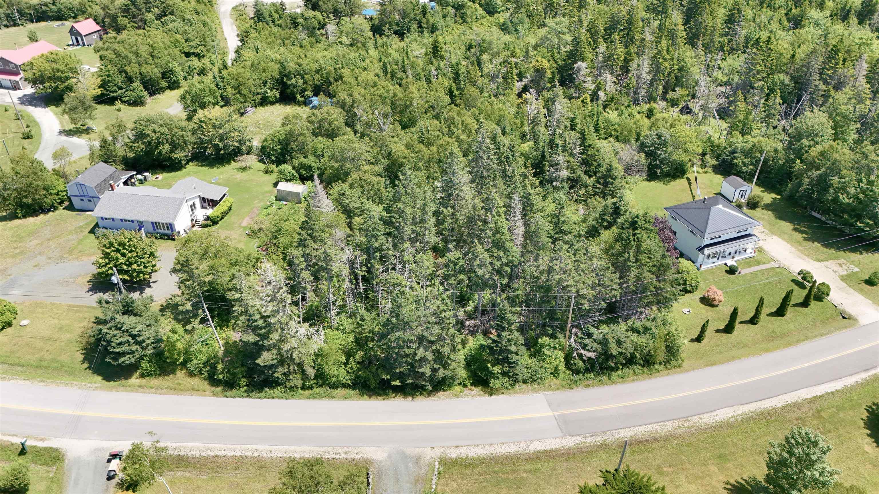 $16,900.00: Lot Du Bas-De-L