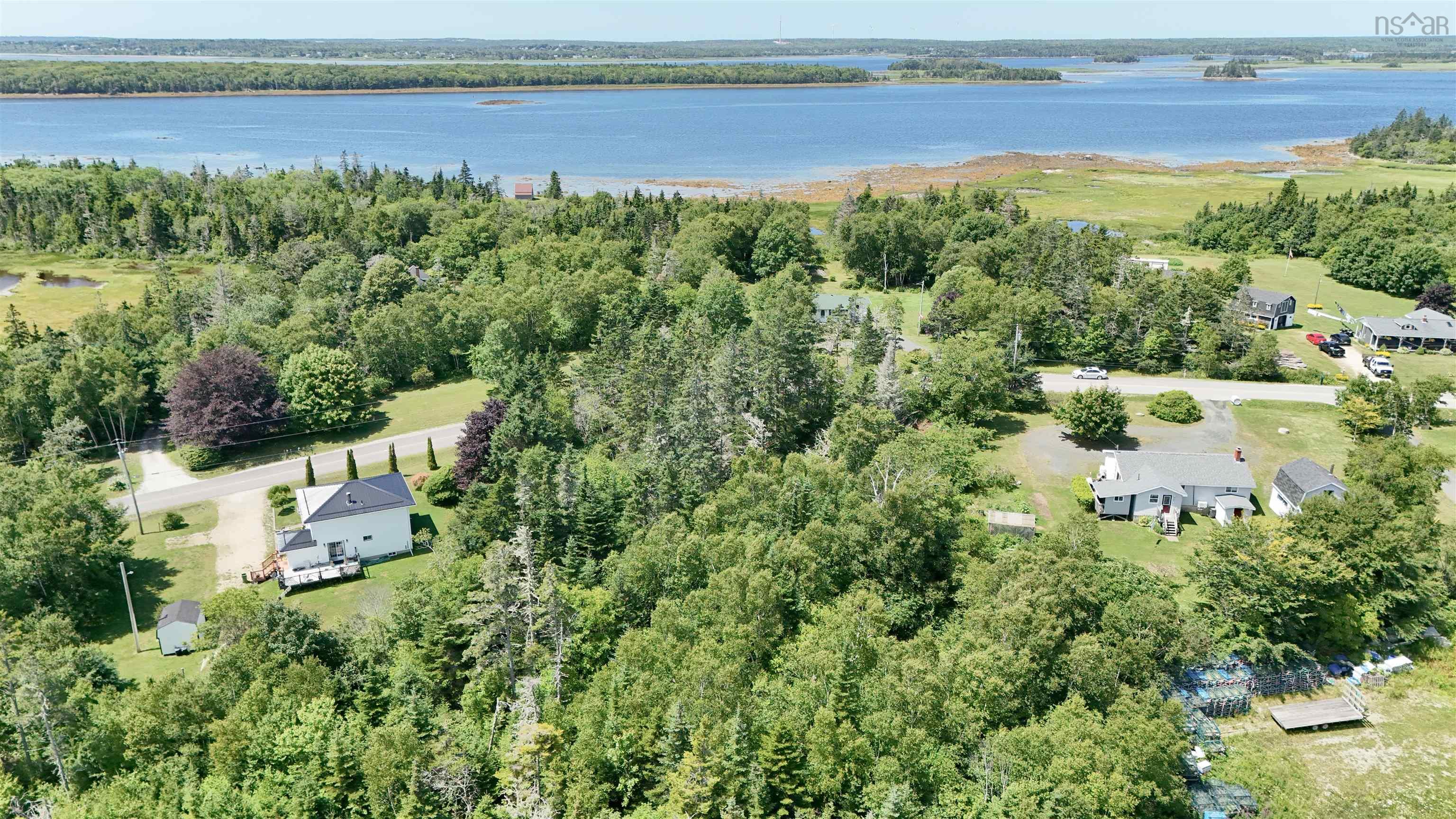 $16,900.00: Lot Du Bas-De-L