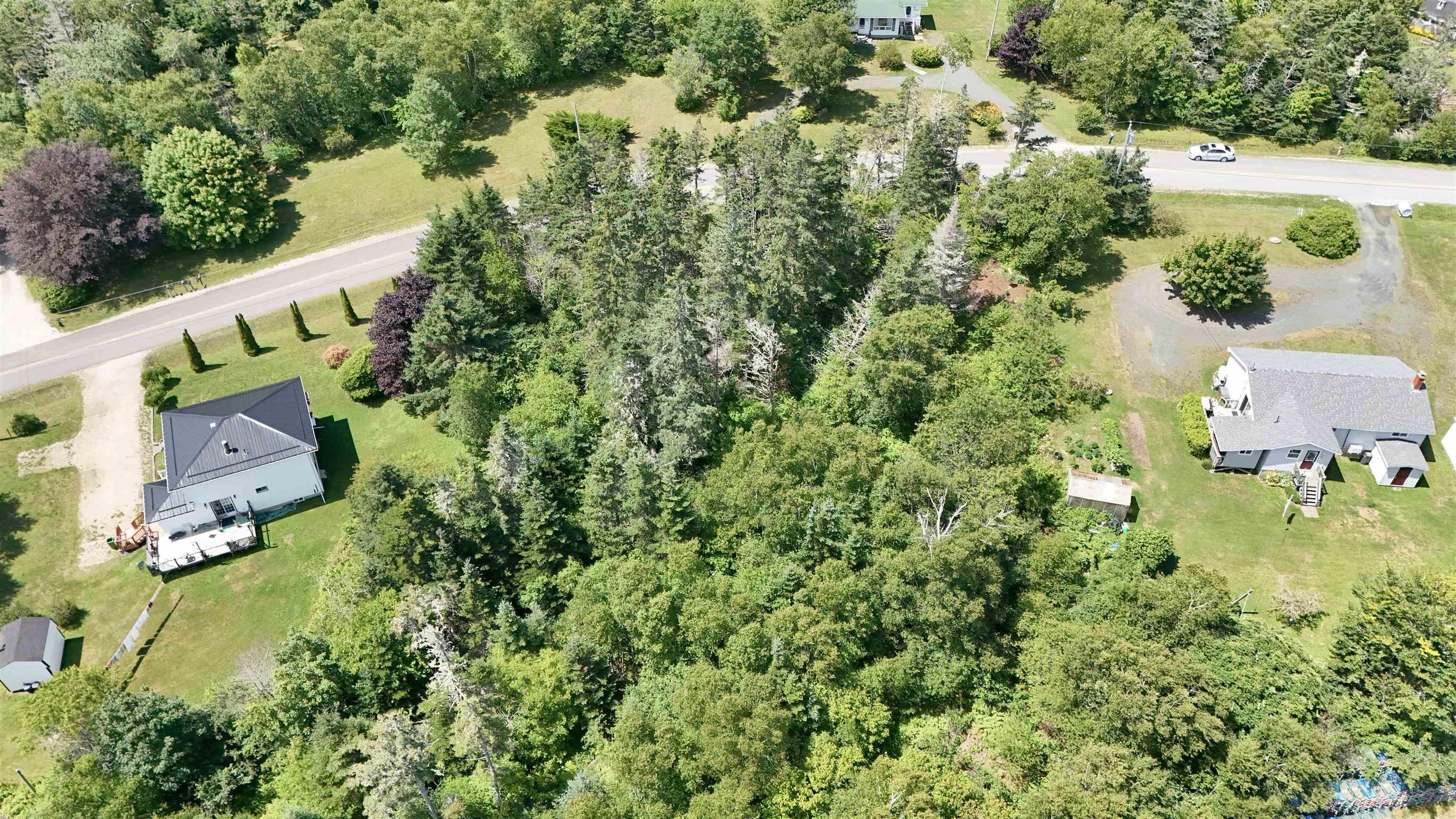 $16,900.00: Lot Du Bas-De-L