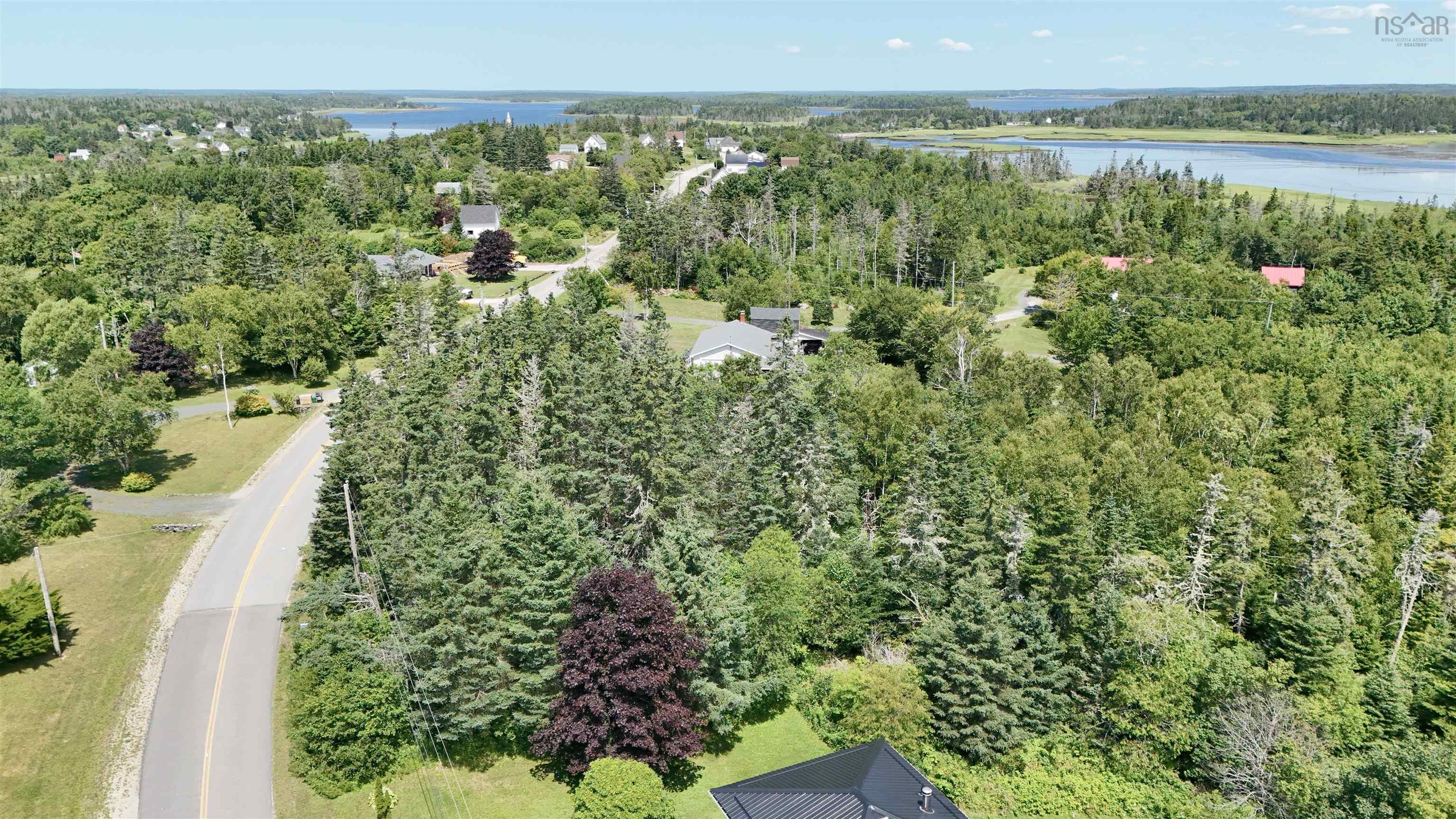 $16,900.00: Lot Du Bas-De-L
