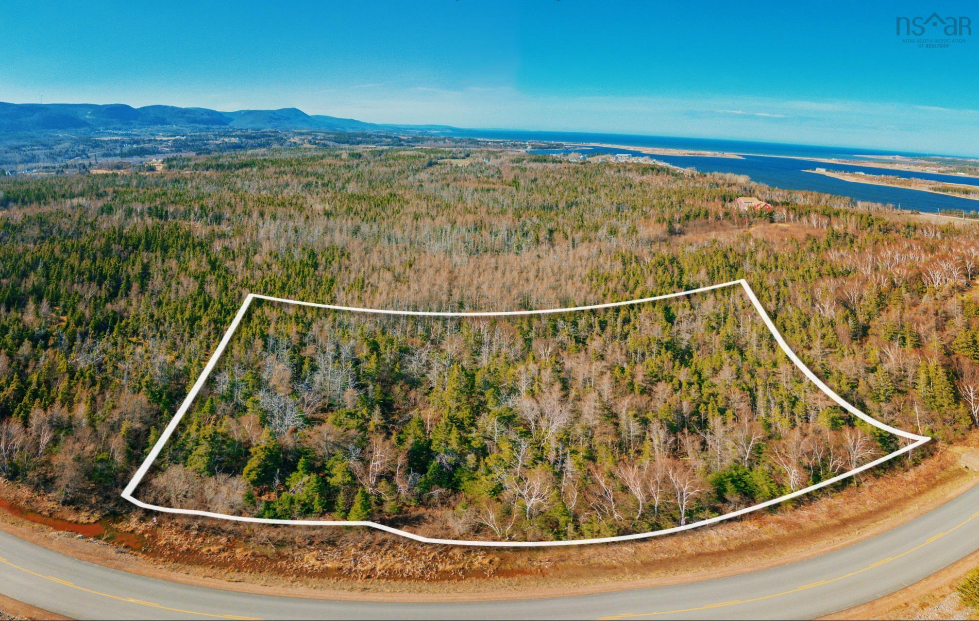 $18,400.00: Plateau Road, Chéticamp